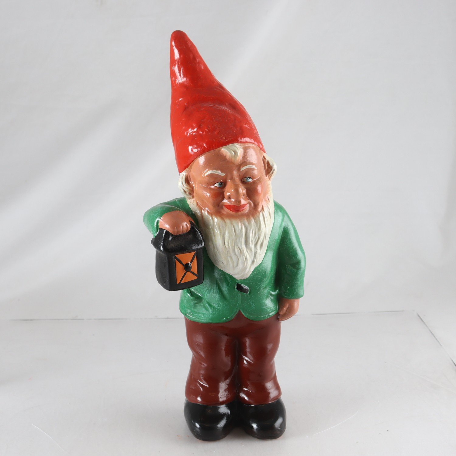 Tomte, lergods, Gräfenroda, Tyskland. Samfraktas ej
