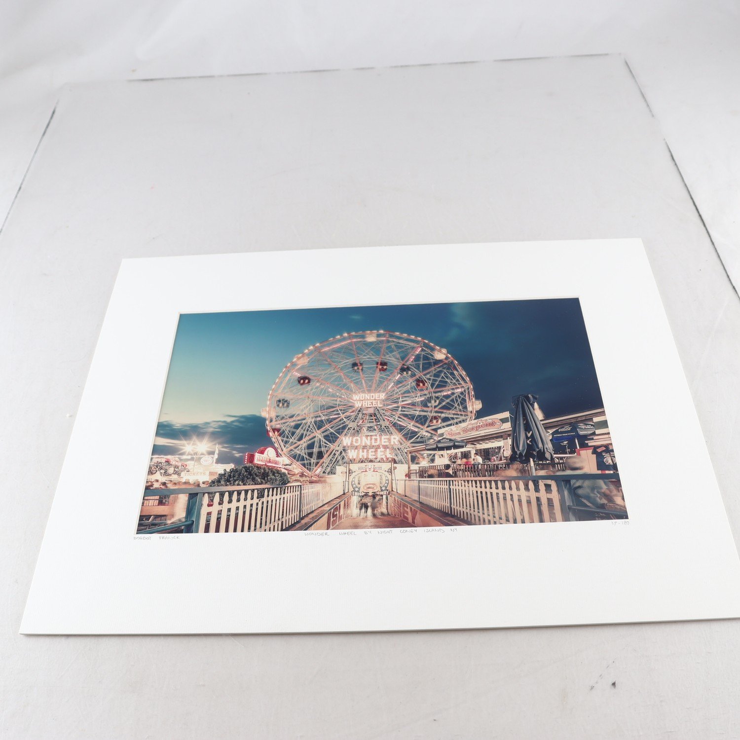 Fotografi, Wonder wheel by night, Coney Island, Franck Bohbot. End. avhämtning.