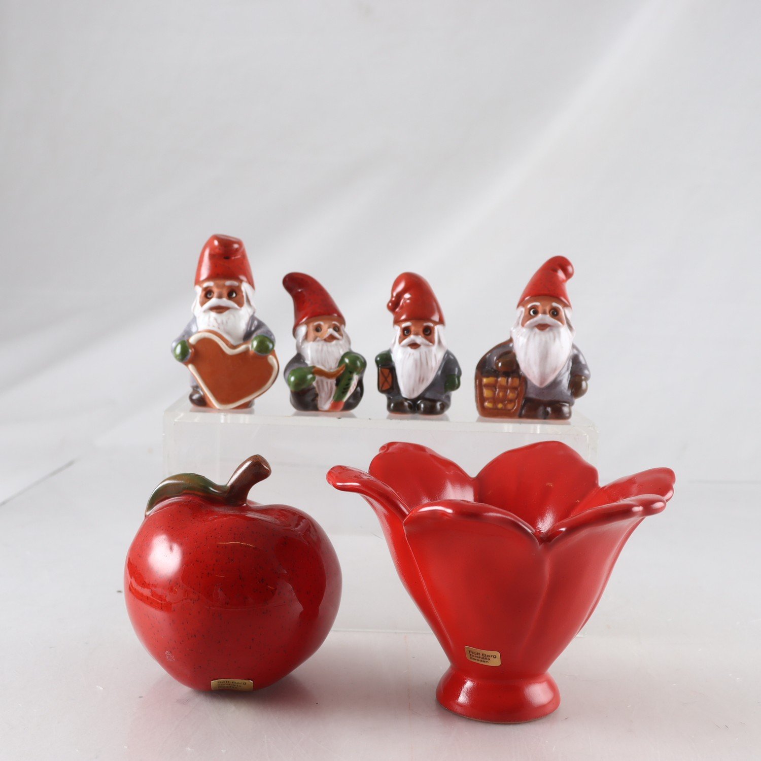 Tomtar, ljushållare & äpple, Rolf Berg