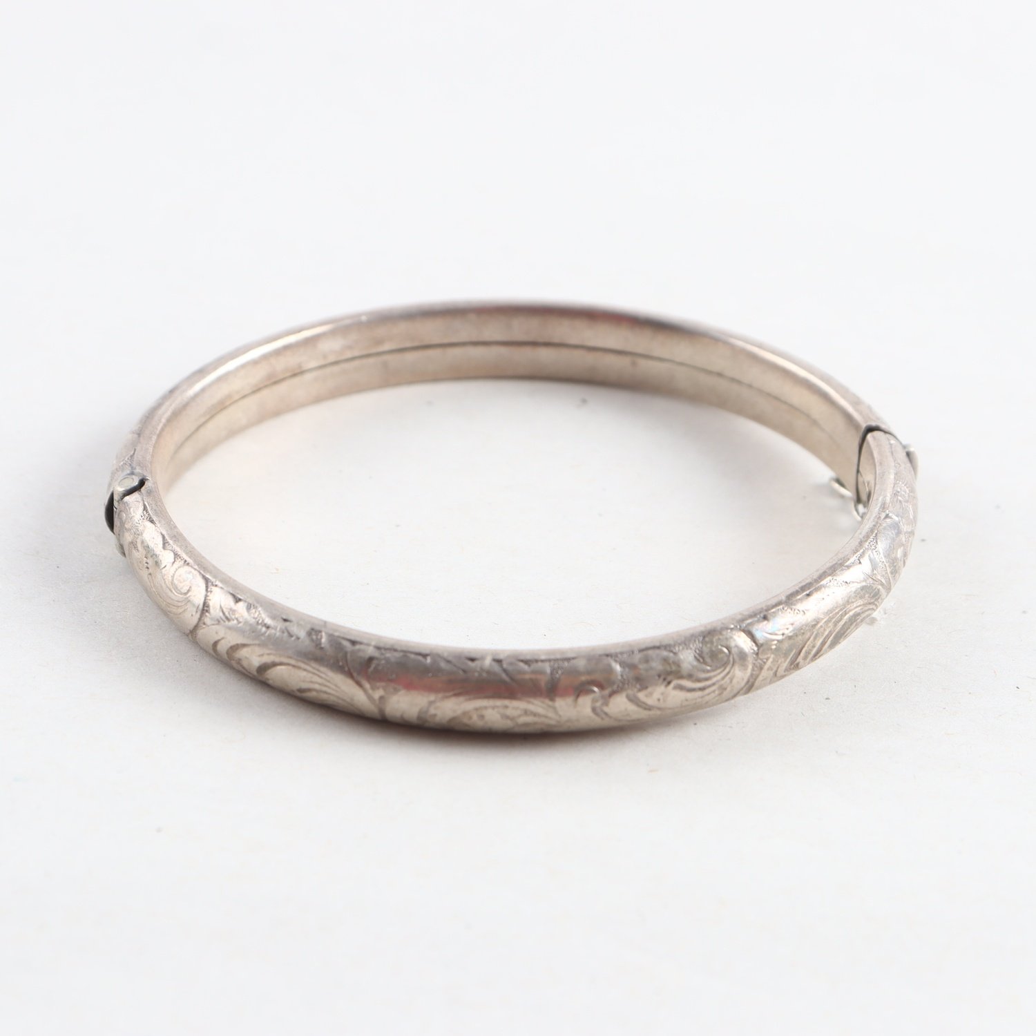 Armring, Silver, Öppningsbar, Vikt: 17,6g