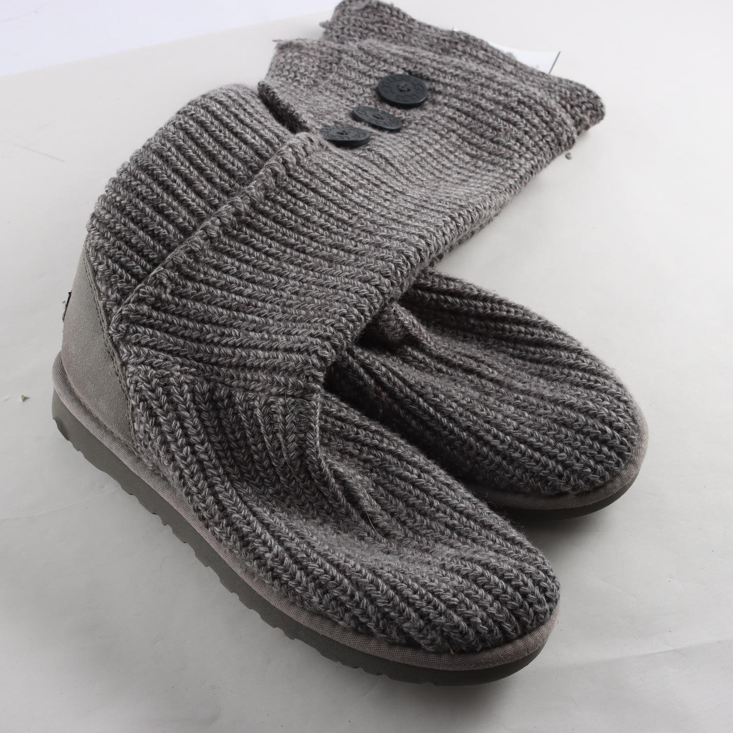 Stickade stövlar, UGG, grå, skinn, stl. 39