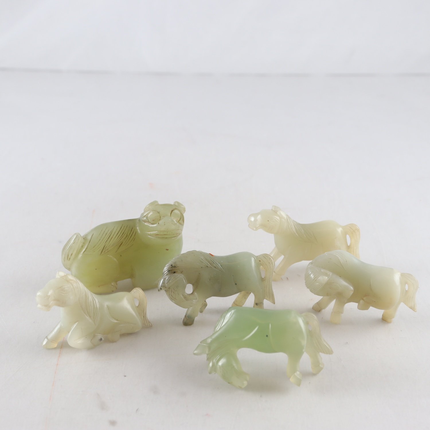 Figuriner, nefrit, Kina, 6 st