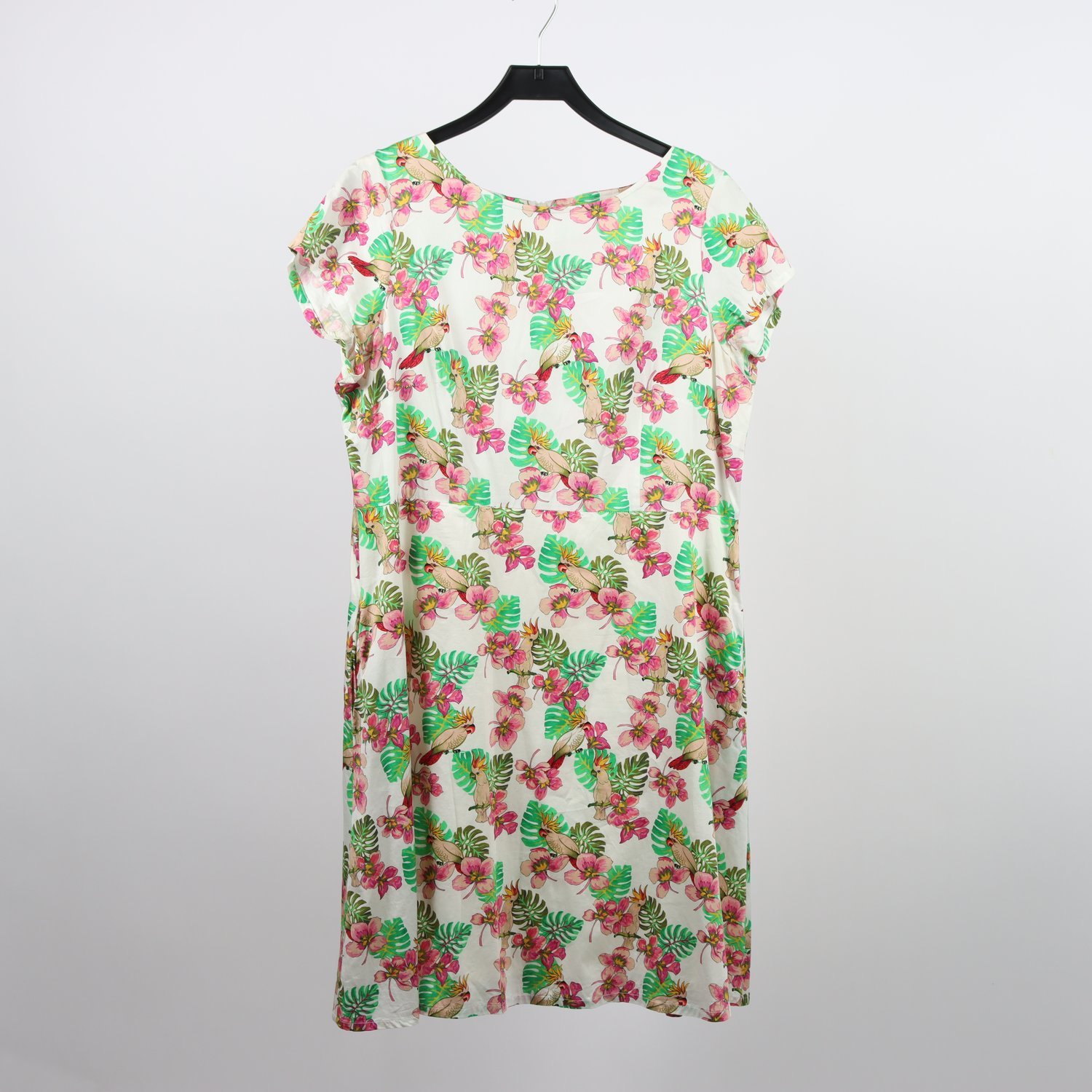 Klänning, Cissi och Selma, blommig, rosa, stl. XL