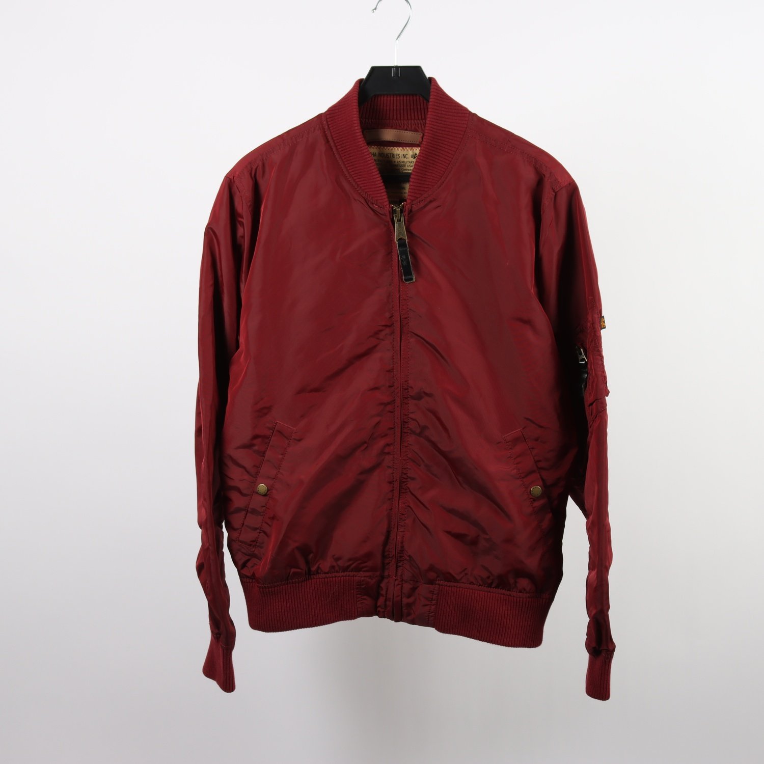 Bombarjacka, Alpha Industries inc, vinröd, stl. XL