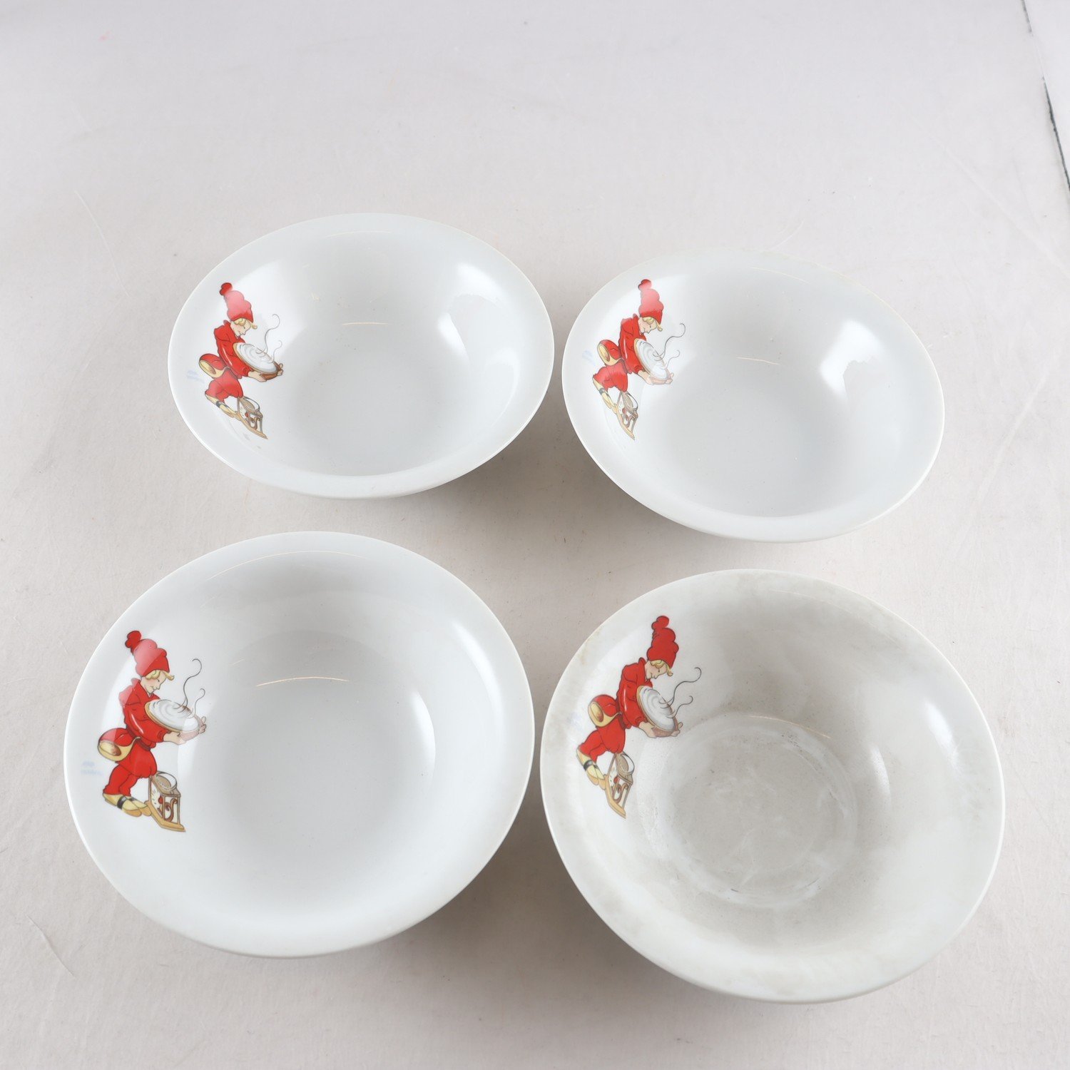 Skålar, Tomtejul, Aina Stenberg, Rörstrand