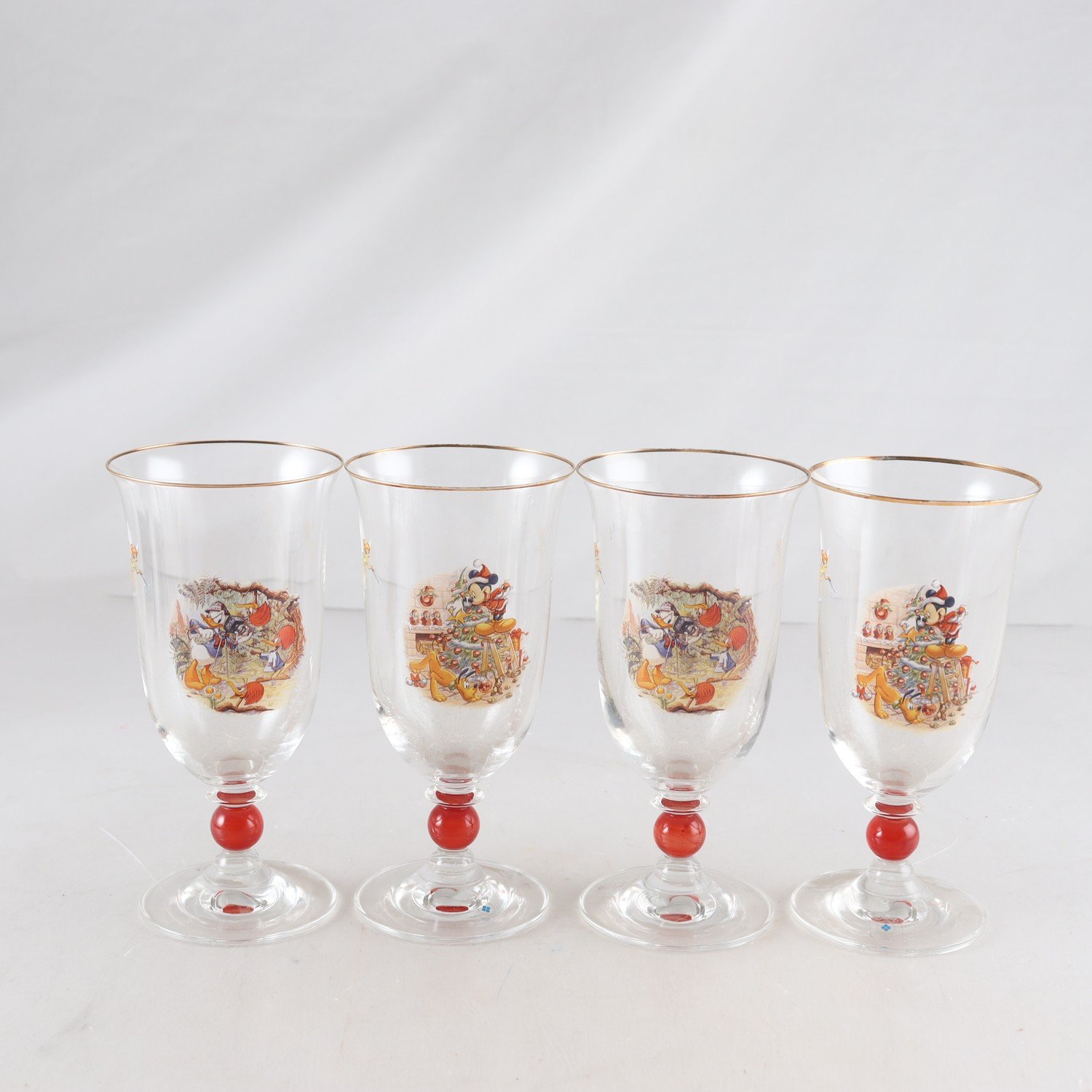 Ölglas, Disney, Fyrklövern, 4 st. Samfraktas ej.