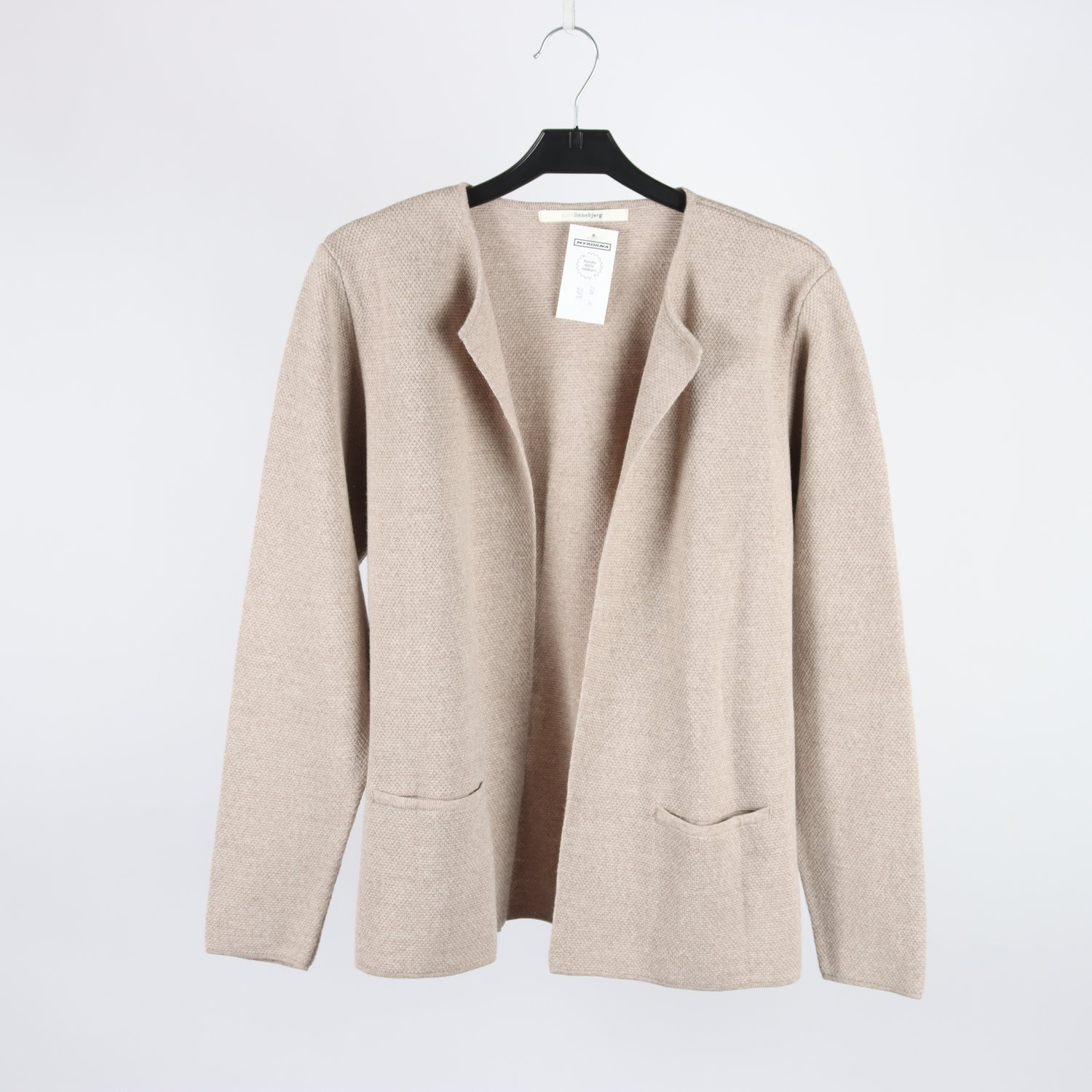 Stickad kofta, Sibin Linnebjerg, beige, 50% ull, stl. XL