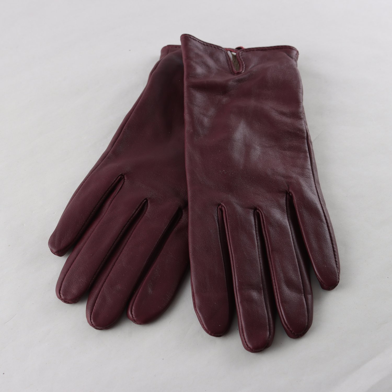 Handskar, Okänd, vinrdö, skinn