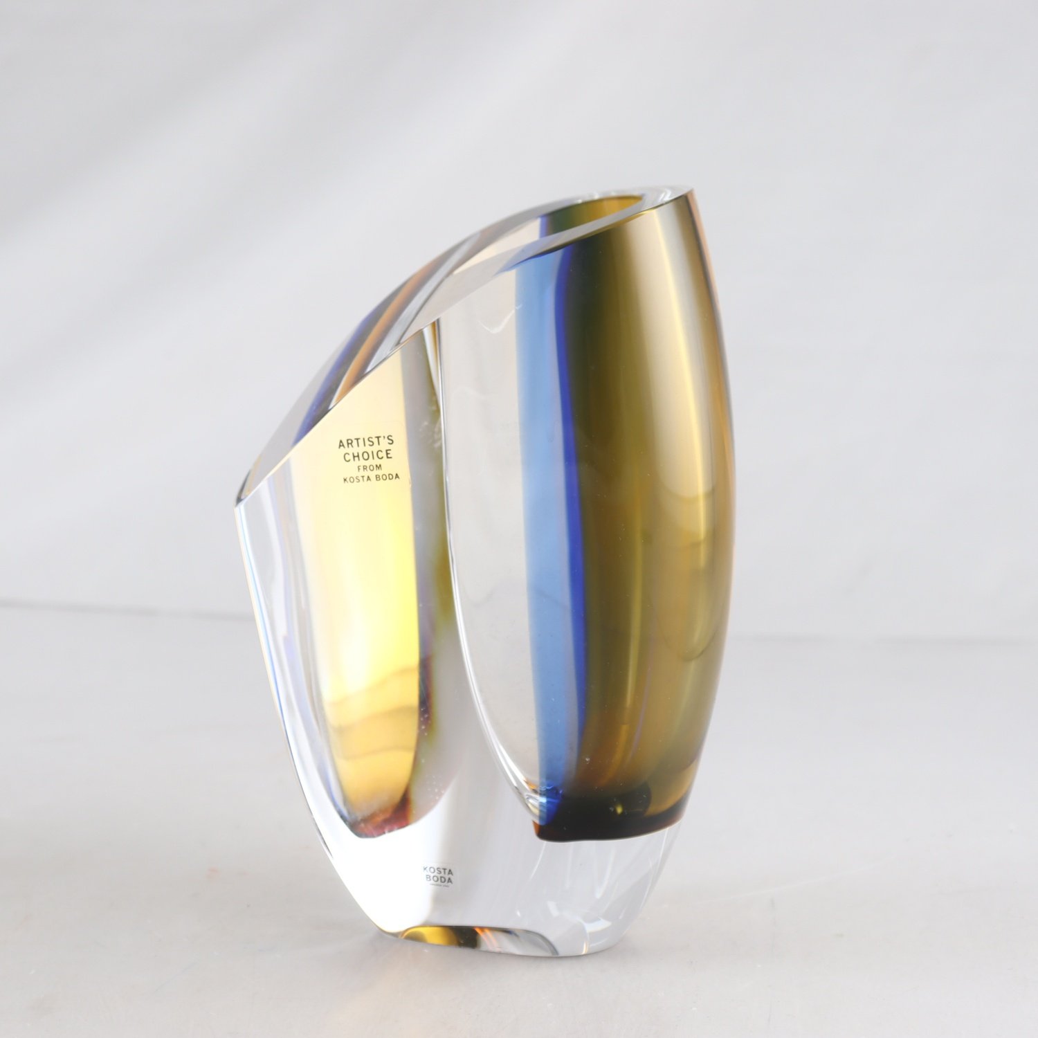 Vas, Mirage, Göran Wärff, Kosta Boda, signerad. Samfraktas ej