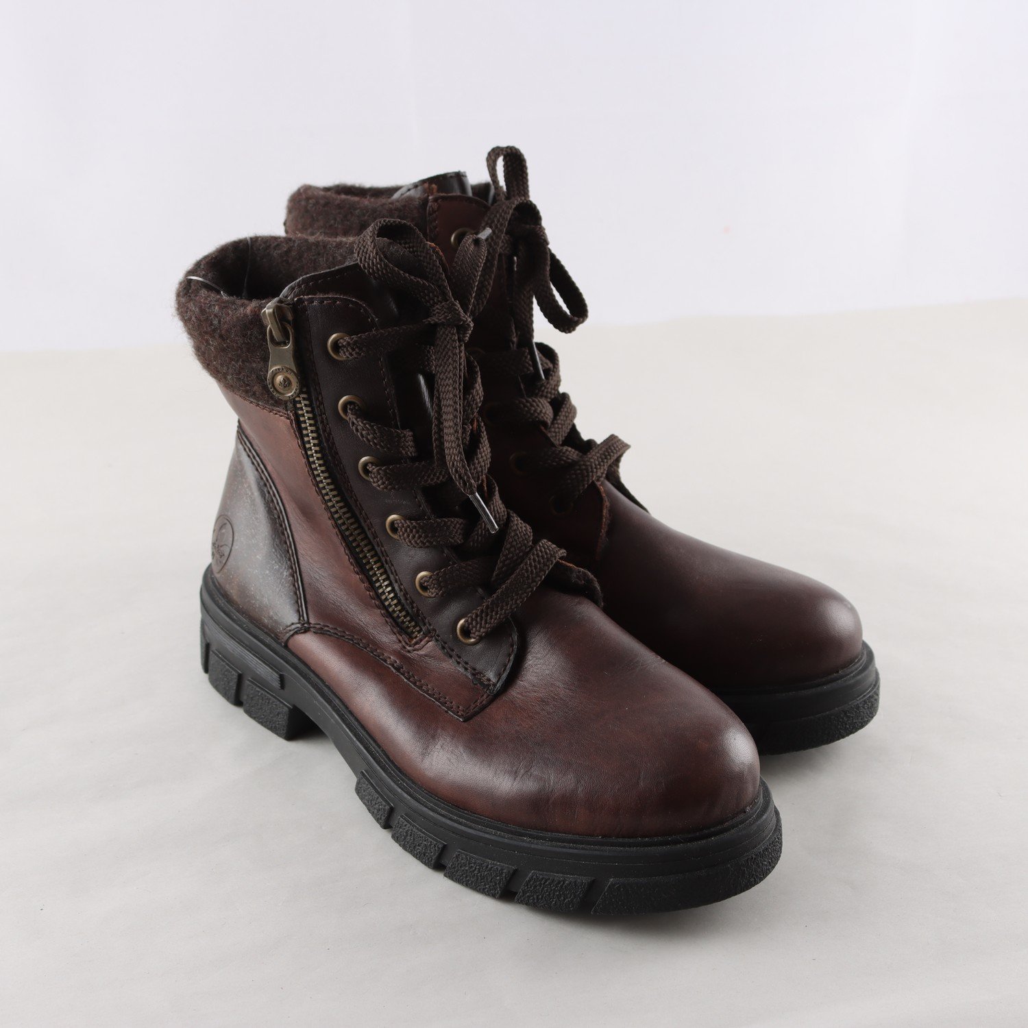 Fodrade kängor, Rieker, läder, stl. 37