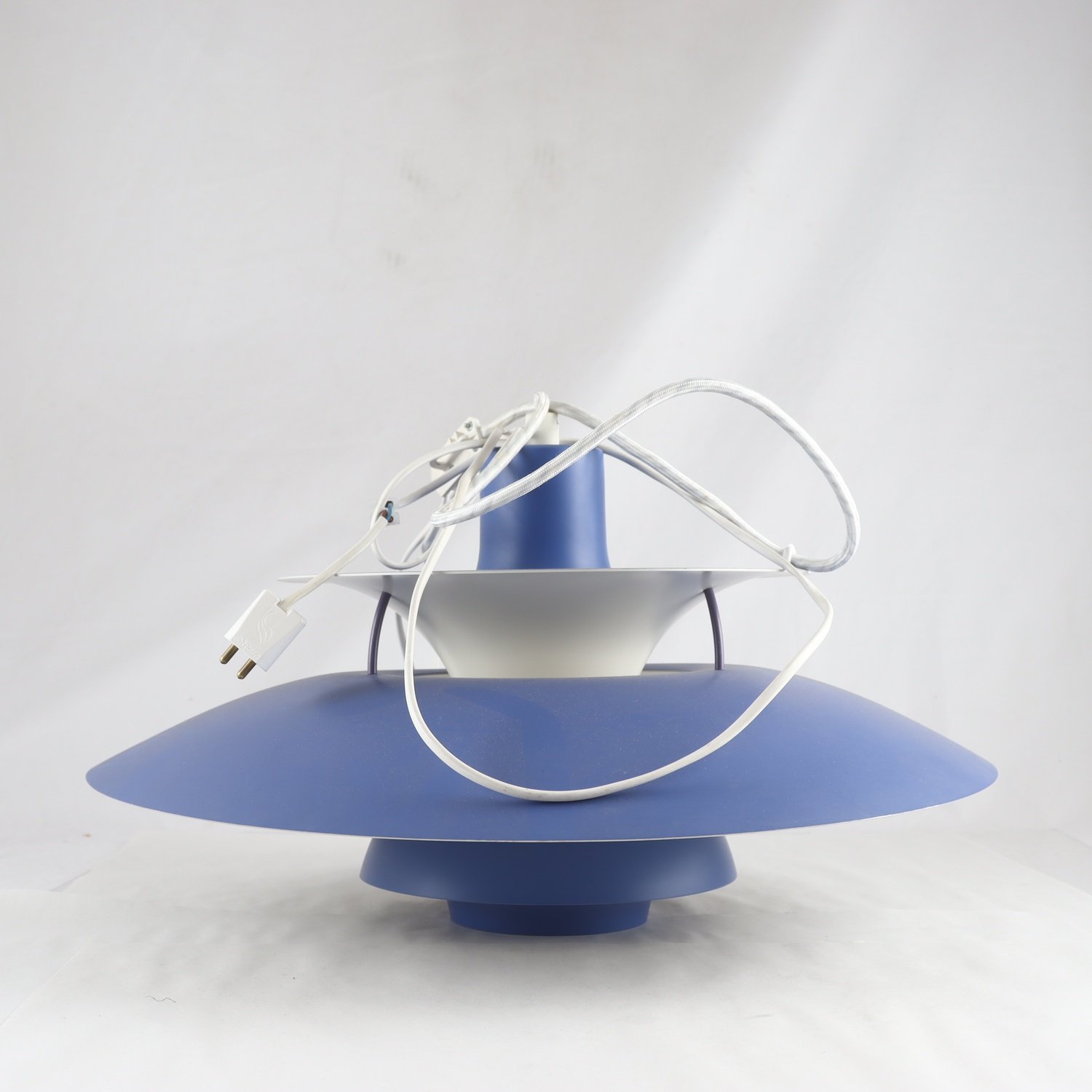 Taklampa, Louis Poulsen. Endast avhämtning.