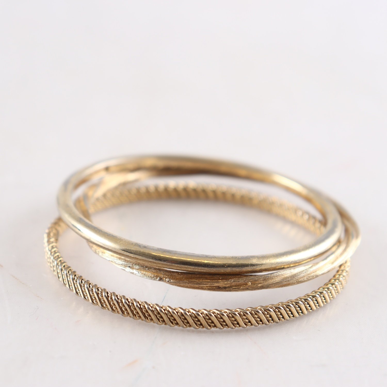 Armringar, Christian Dior, guldfärgade, 3 st.