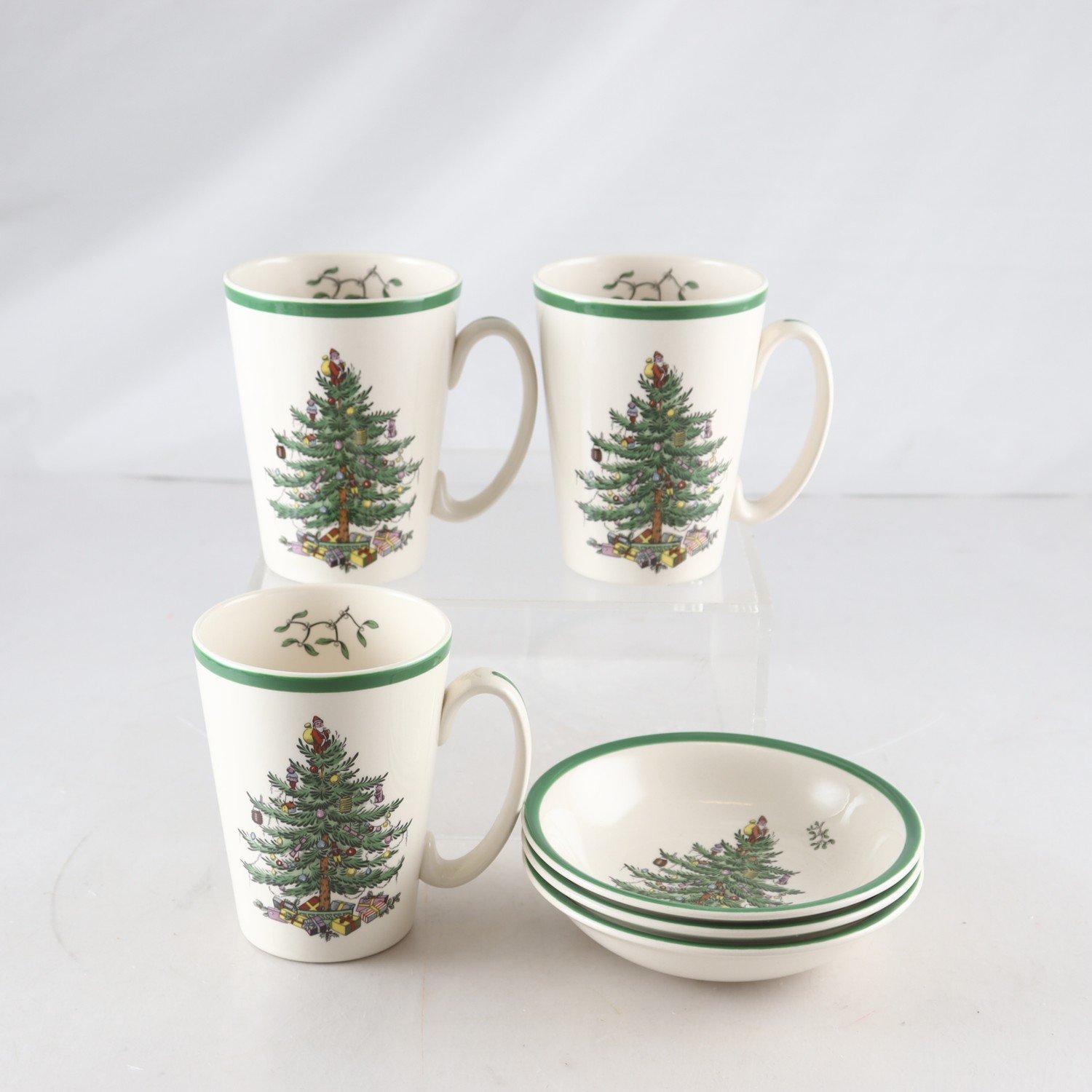 Servisdelar, ”Christmas tree”, Spode. Samfraktas ej.