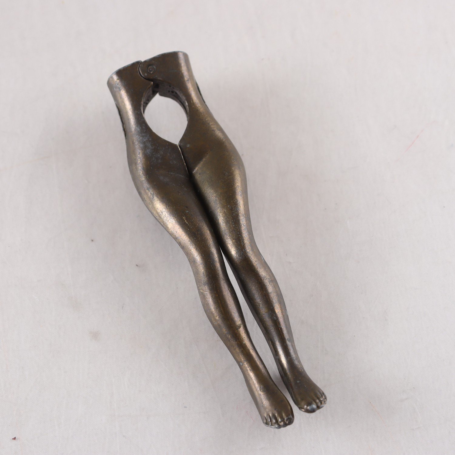 Nötknäppare, mässing