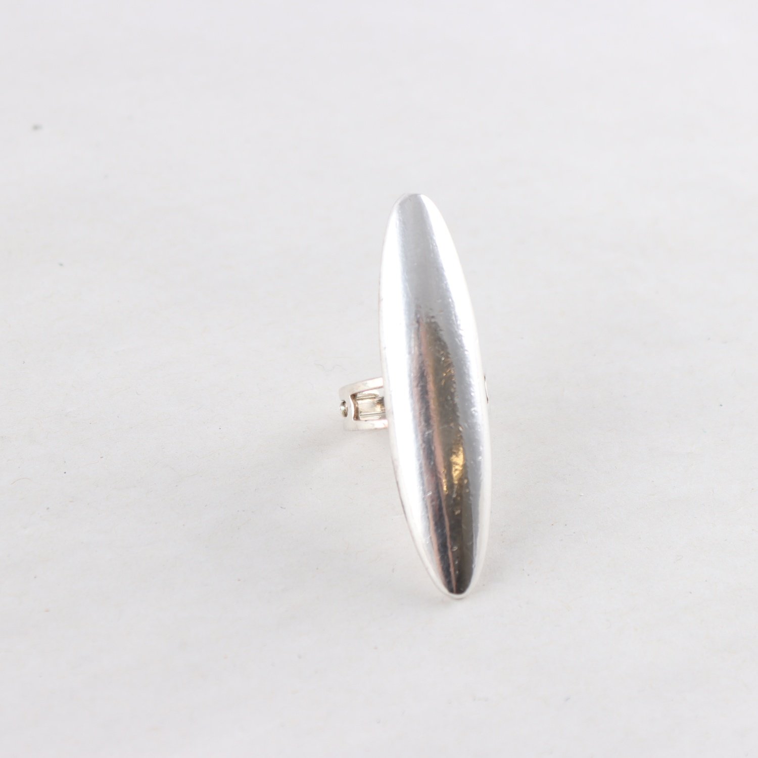 Ring, silver, stor oval, vikt: 10,1g