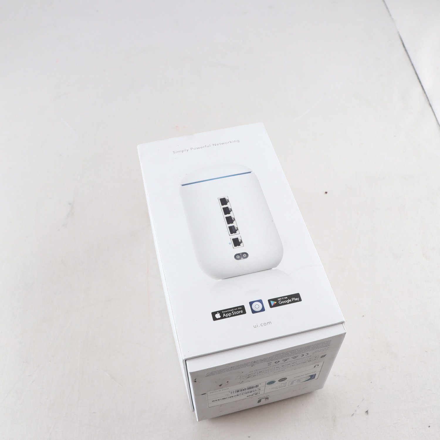 Unifi, Dream Machine, Router