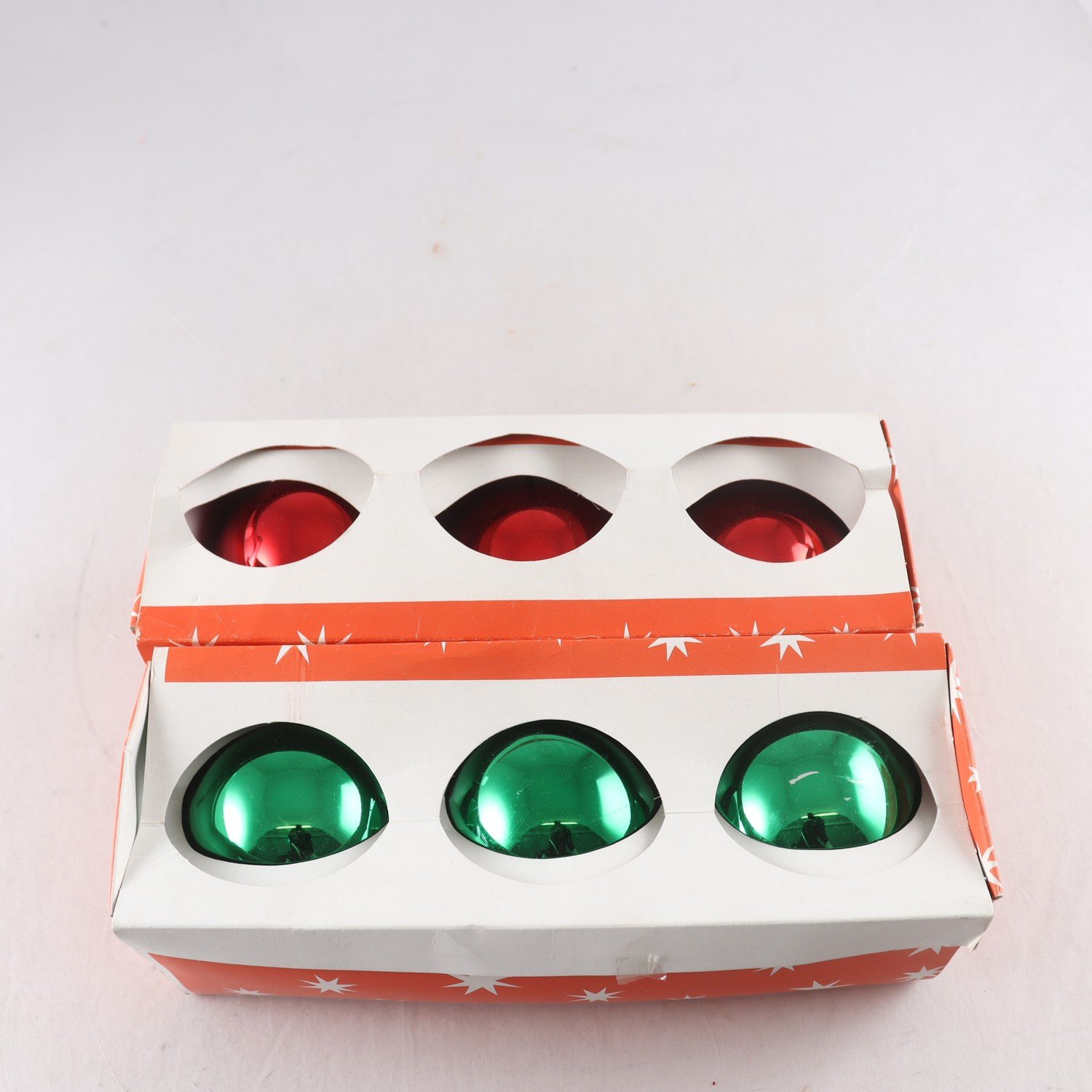 Julgranskulor, glas, 1900-tal, röd, grön