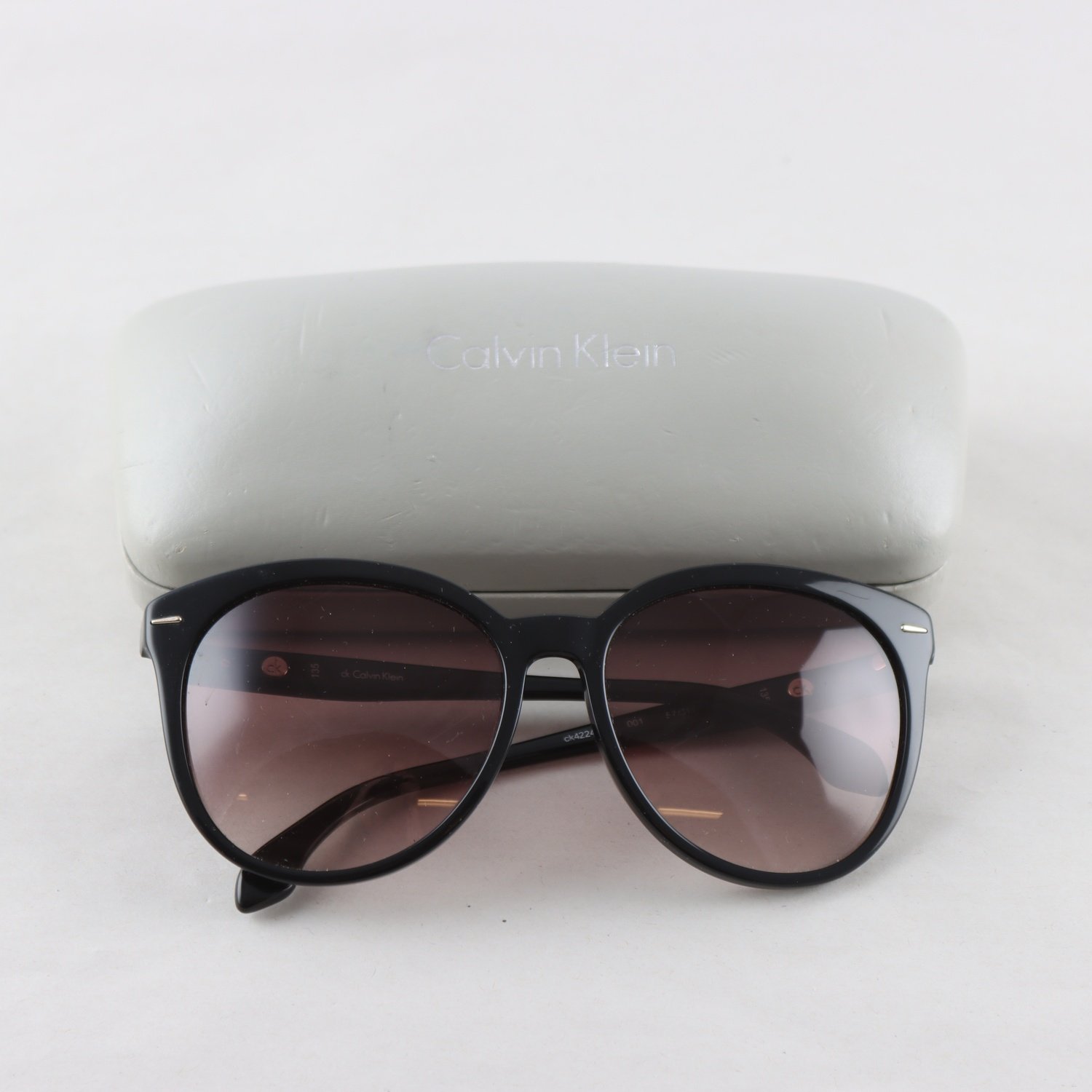 Solglasögon, acetat, Calvin Klein, svarta