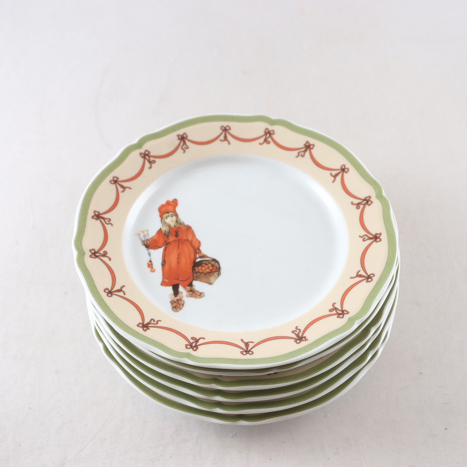 Assietter, ”Carl Larssons Jul”, Royal Bellevue, 6 st. Samfraktas ej.