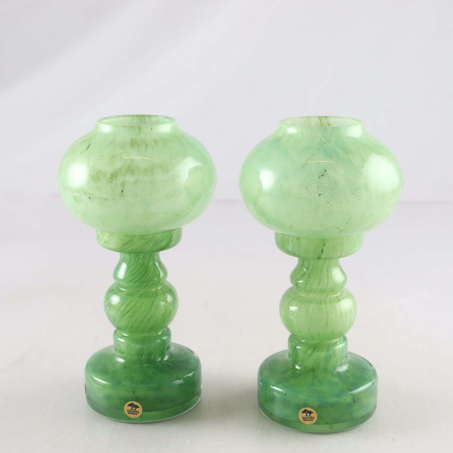 Ljushållare, Ekenäs Sweden, Grönt glas, 2 st
