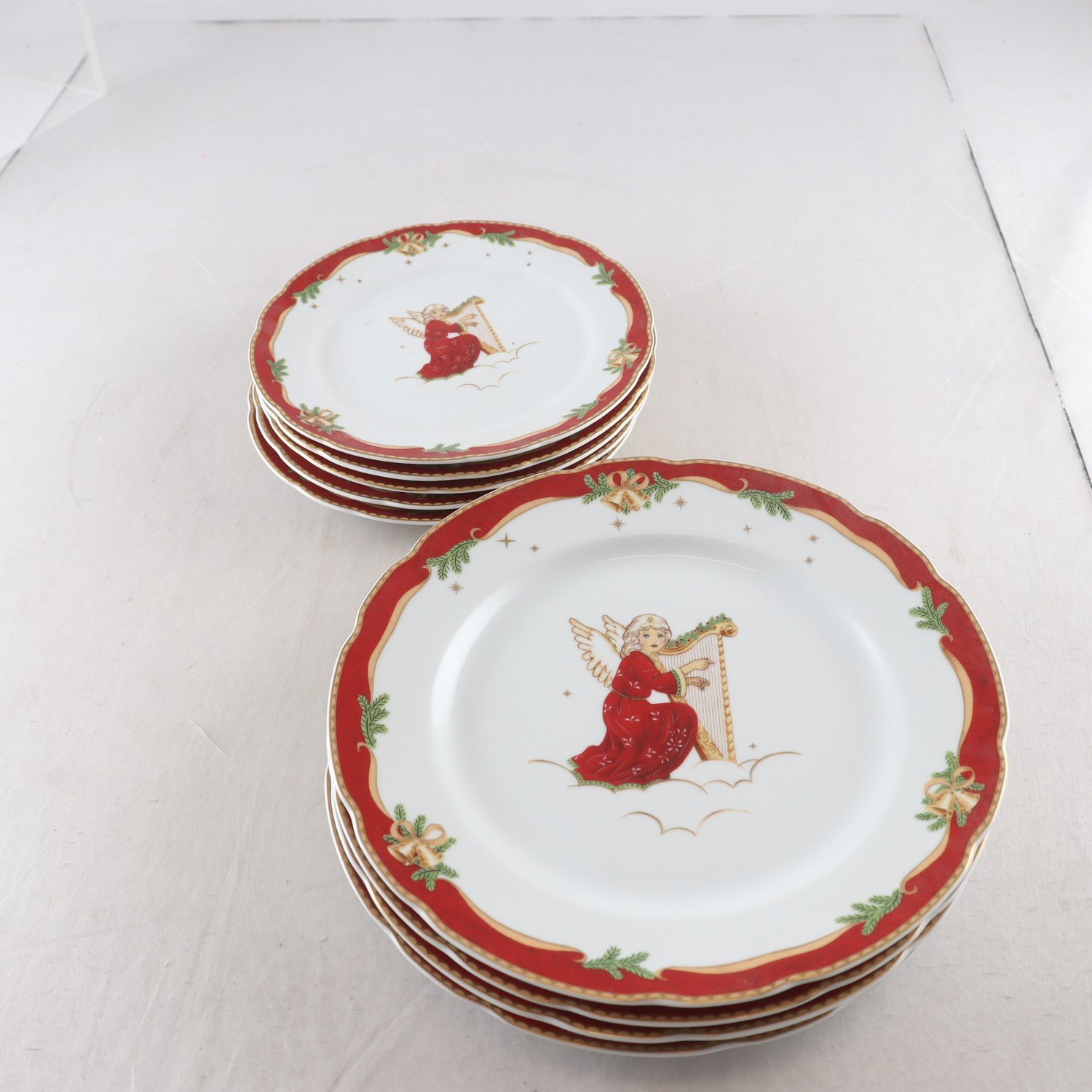 Assietter, mattallrikar, Julen, Jan Petter Bratsberg, Fyrklövern. ej samfrakt