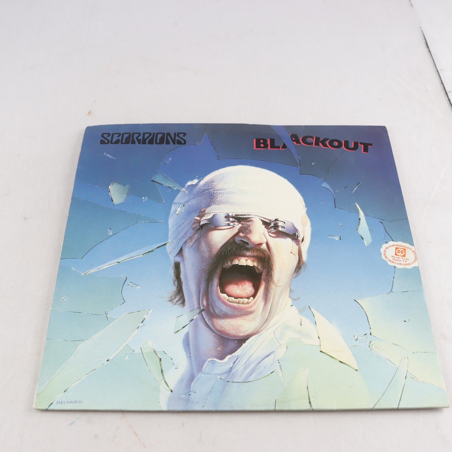 LP Scorpions, Blackout