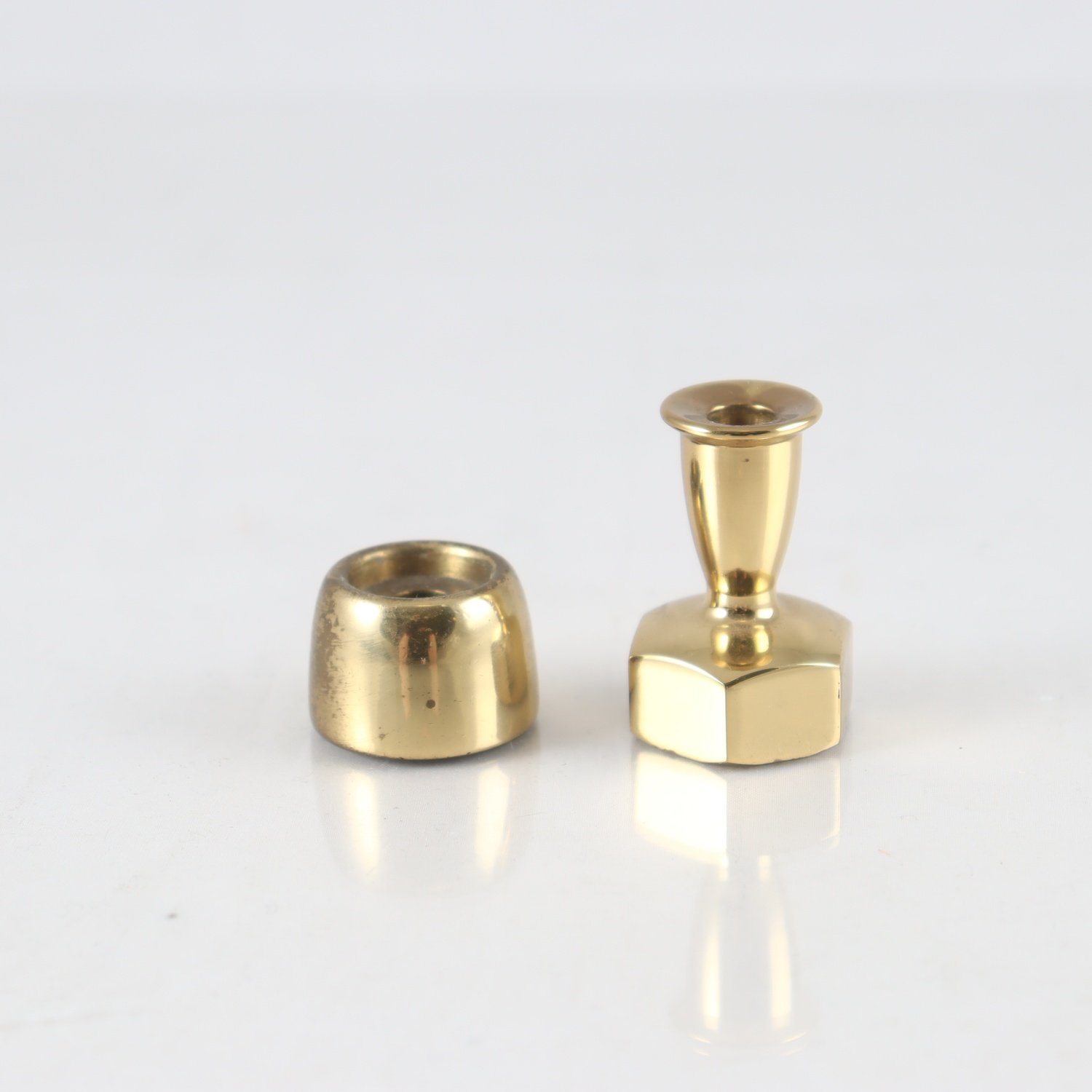 Ljusstakar, mässing, Hans Agne Jakobsson, Markaryd, 2 st