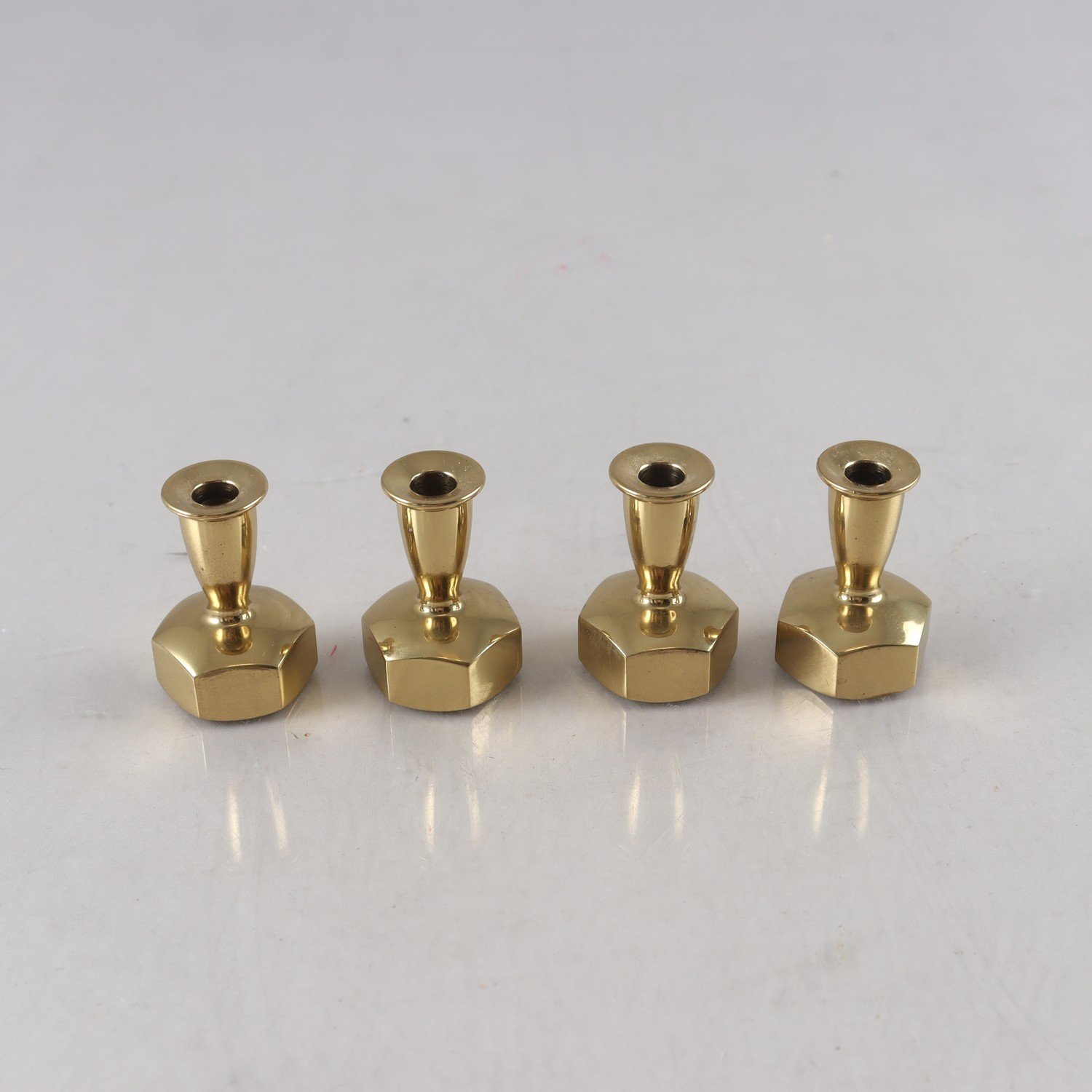 Ljusstakar, Hans-Agne Jakobsson AB, made in Sweden, mässing, 4 st.