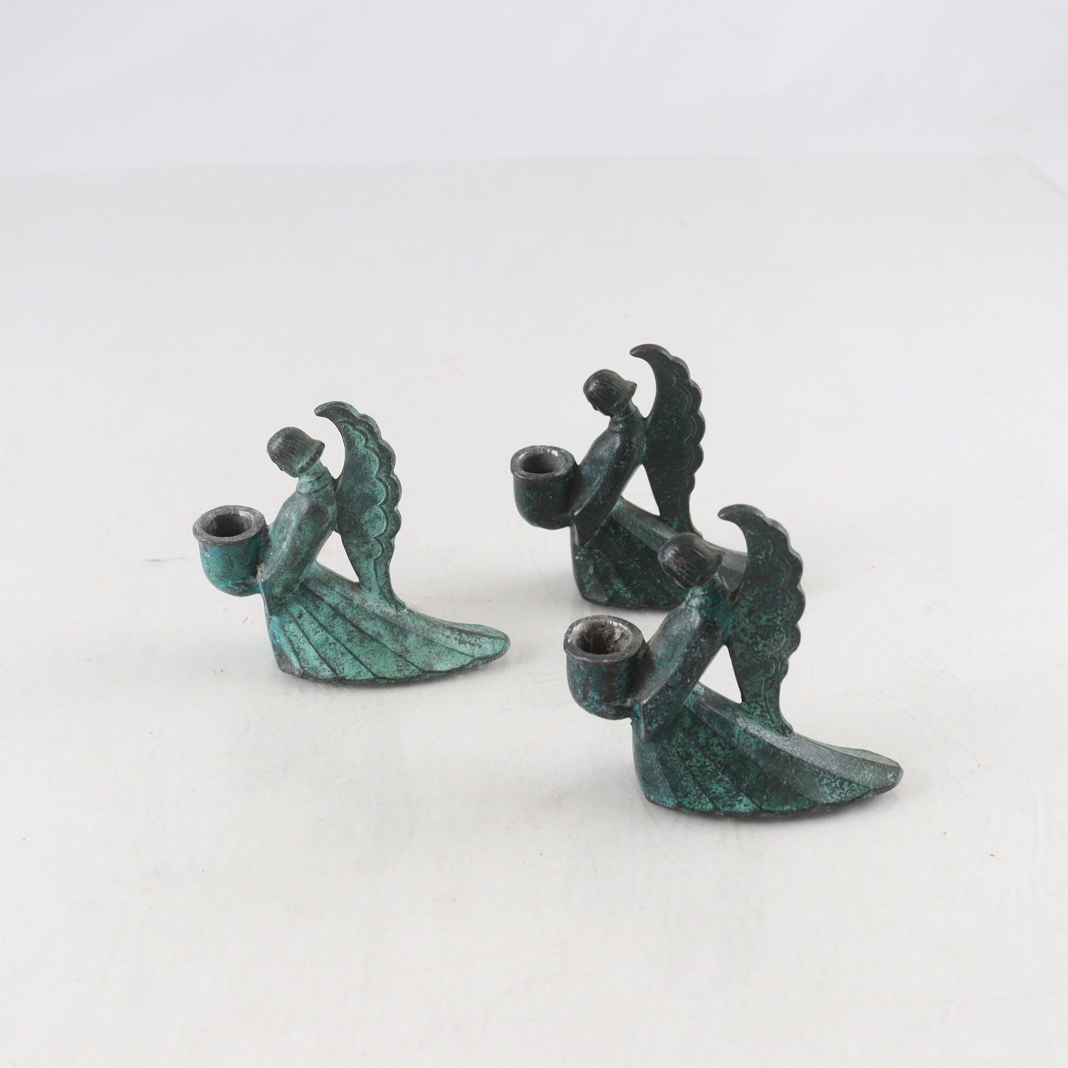 Ljusstakar, ”Änglar”, Art Deco, brons, 3 st.