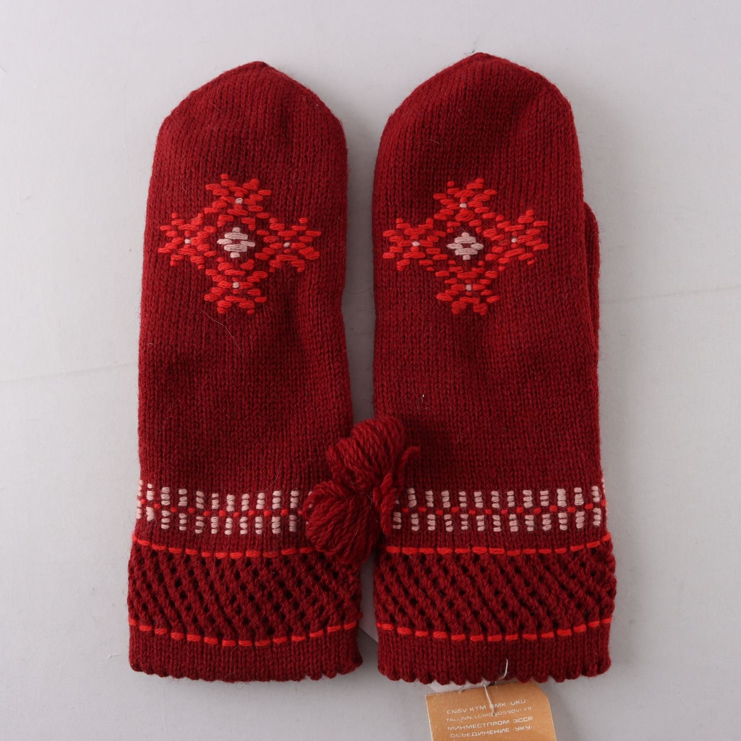 Stickade vantar, Käsitöö, stl. 9