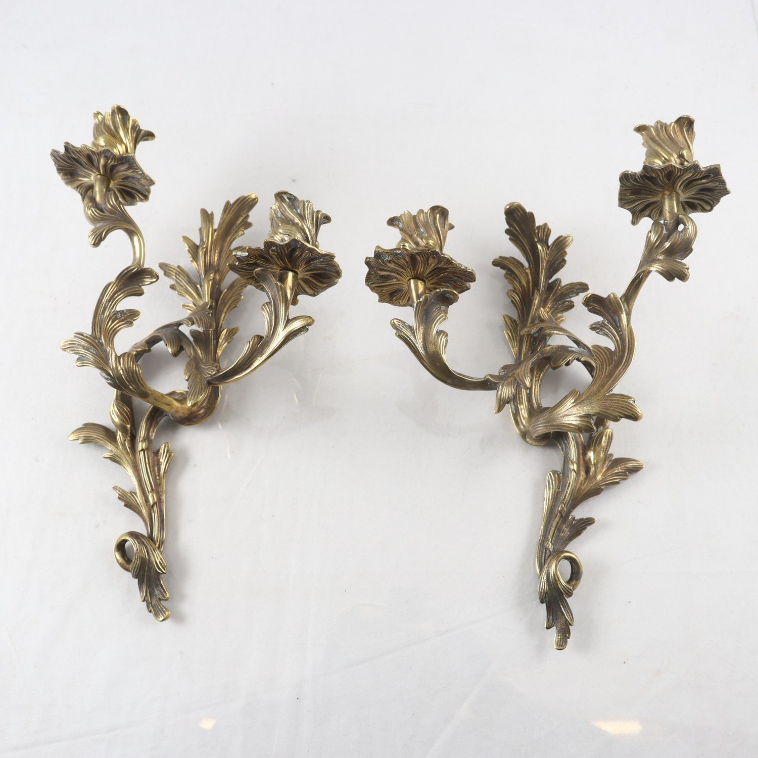 Paret appliquer, mässing, rokokostil, 1900-tal. Samfraktas ej.