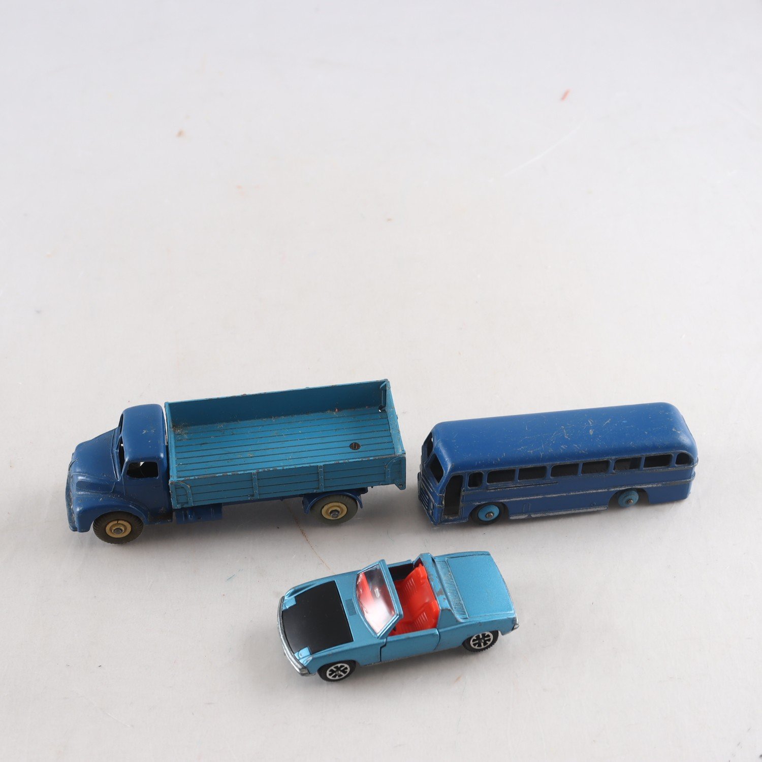 Bilar, Dinky toys, 3st.