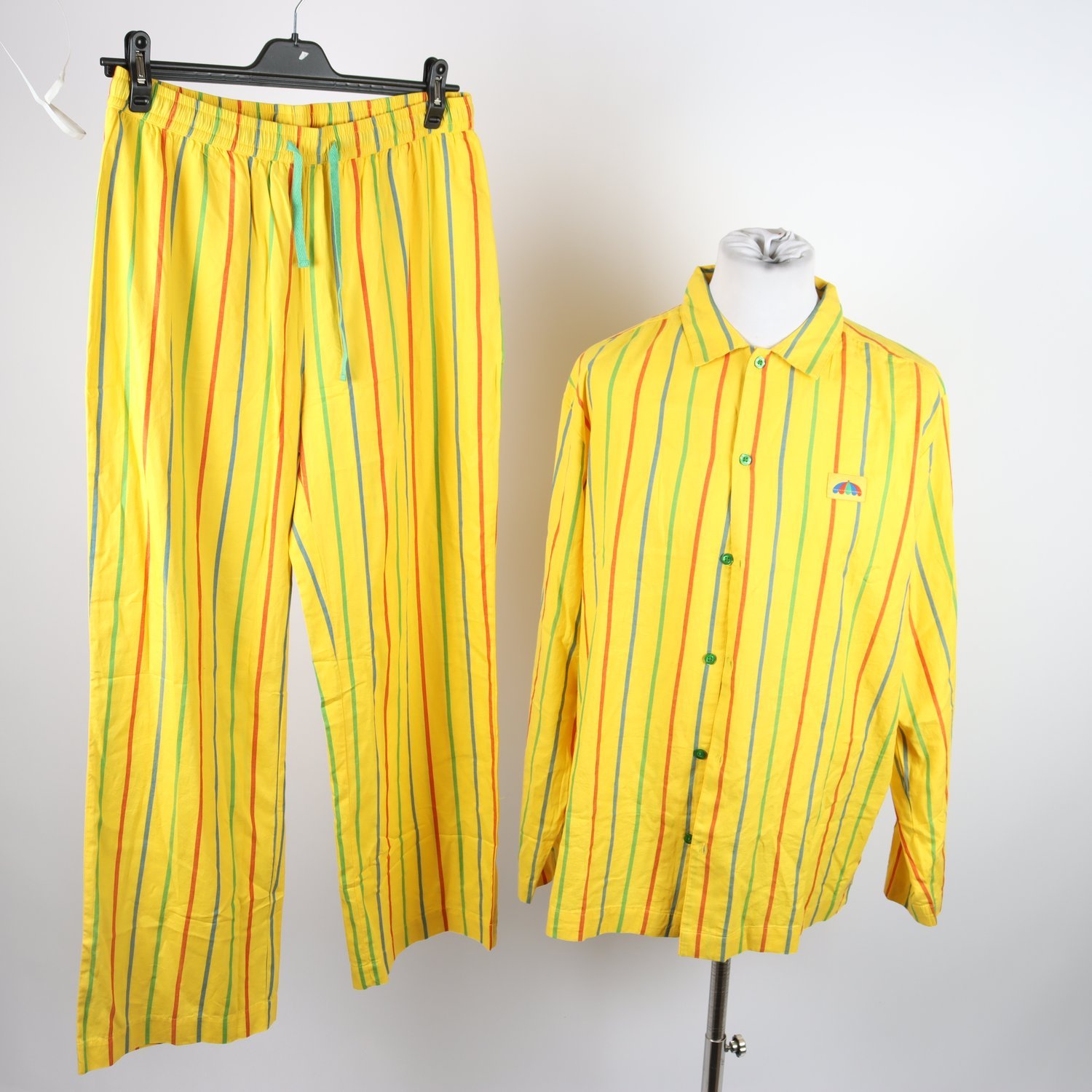 Sovplagg, Trocadero, gul, randig, stl. L