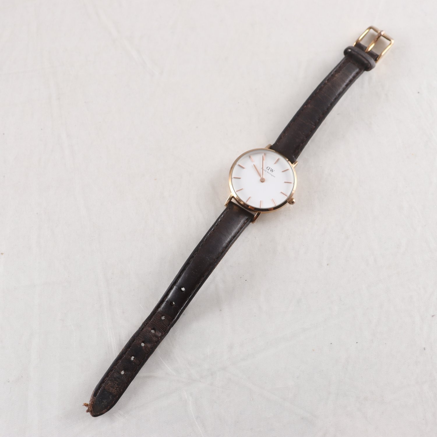 Daniel Wellington klocka, Classic K28RW27
