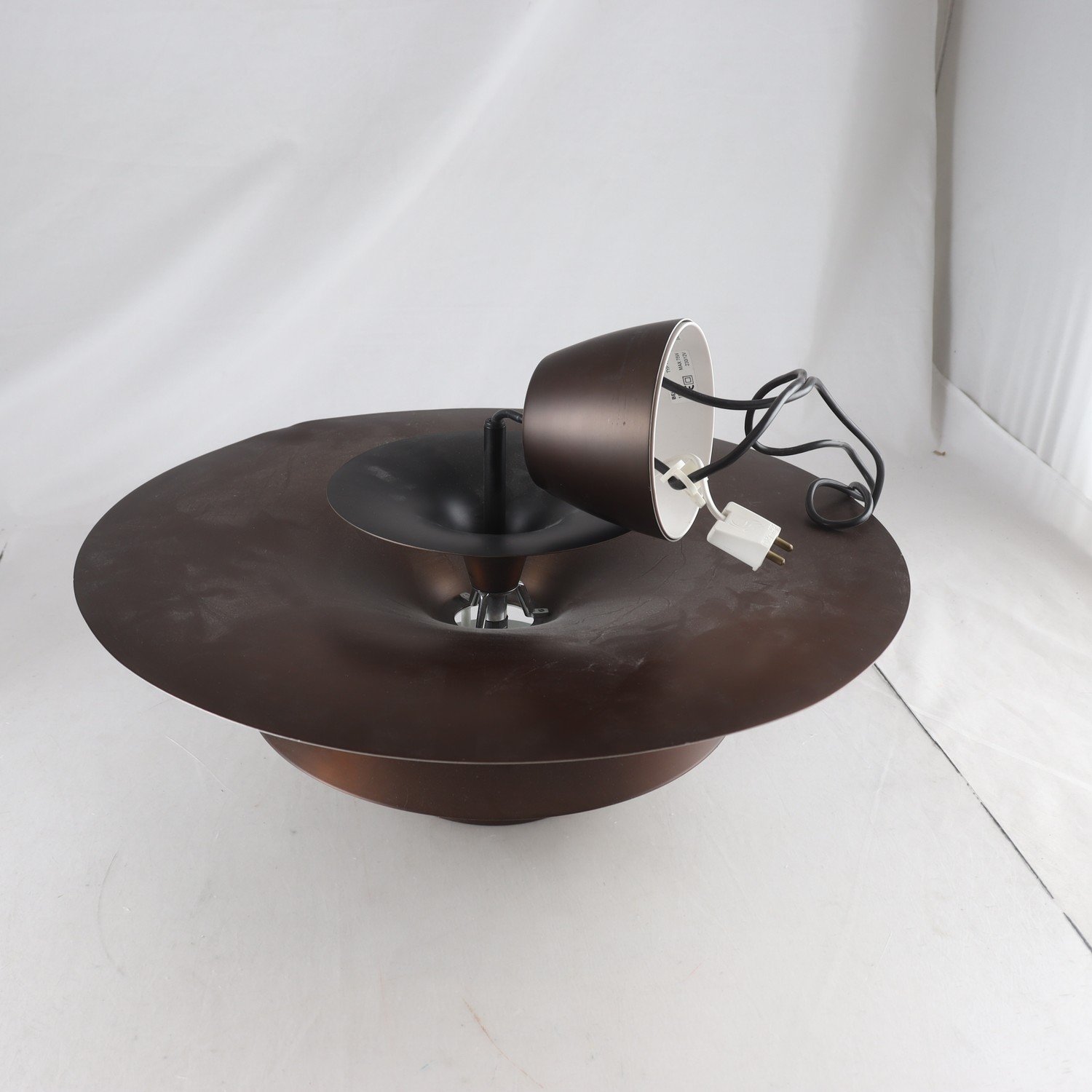 Taklampa, Belid. Endast avhämtning.