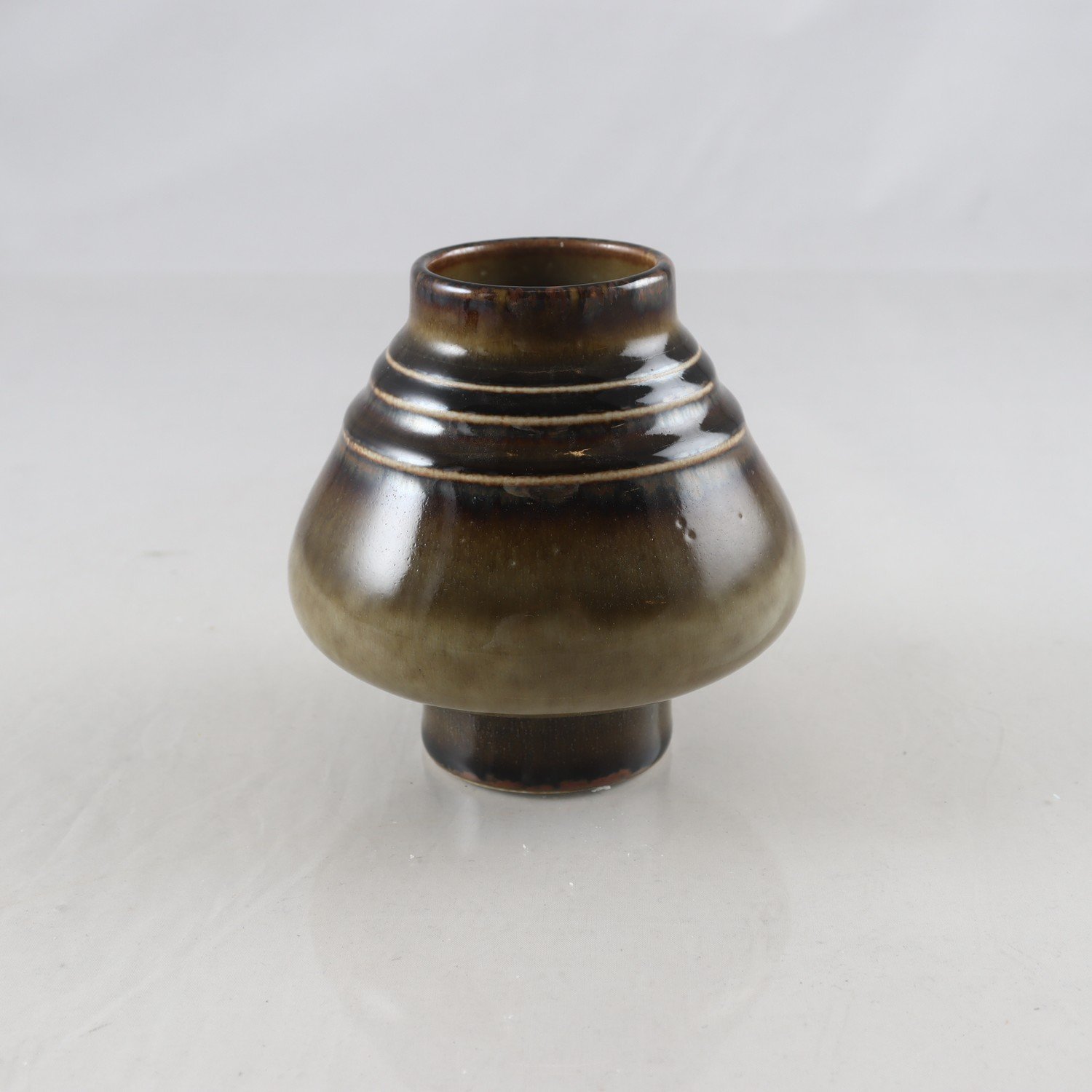 Vas, Olle Alberius, Rörstrand, monogramsignerad