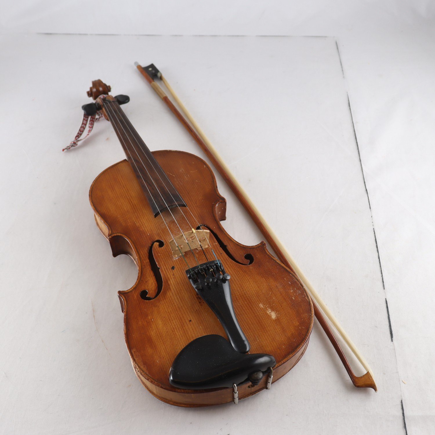 Violin. Repobjekt. Endast avhämtning.