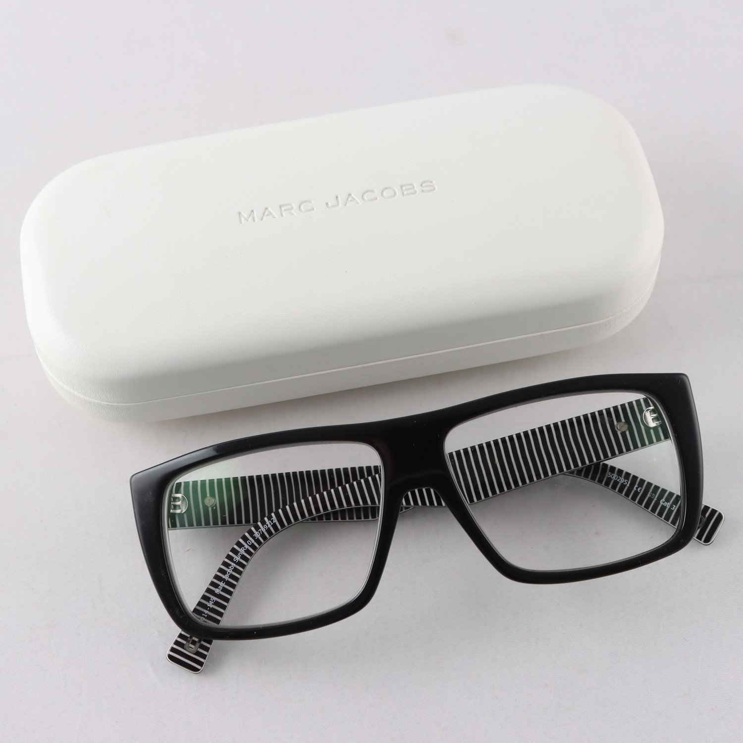 Glasögonbågar, acetat, Marc Jacobs, svart vita