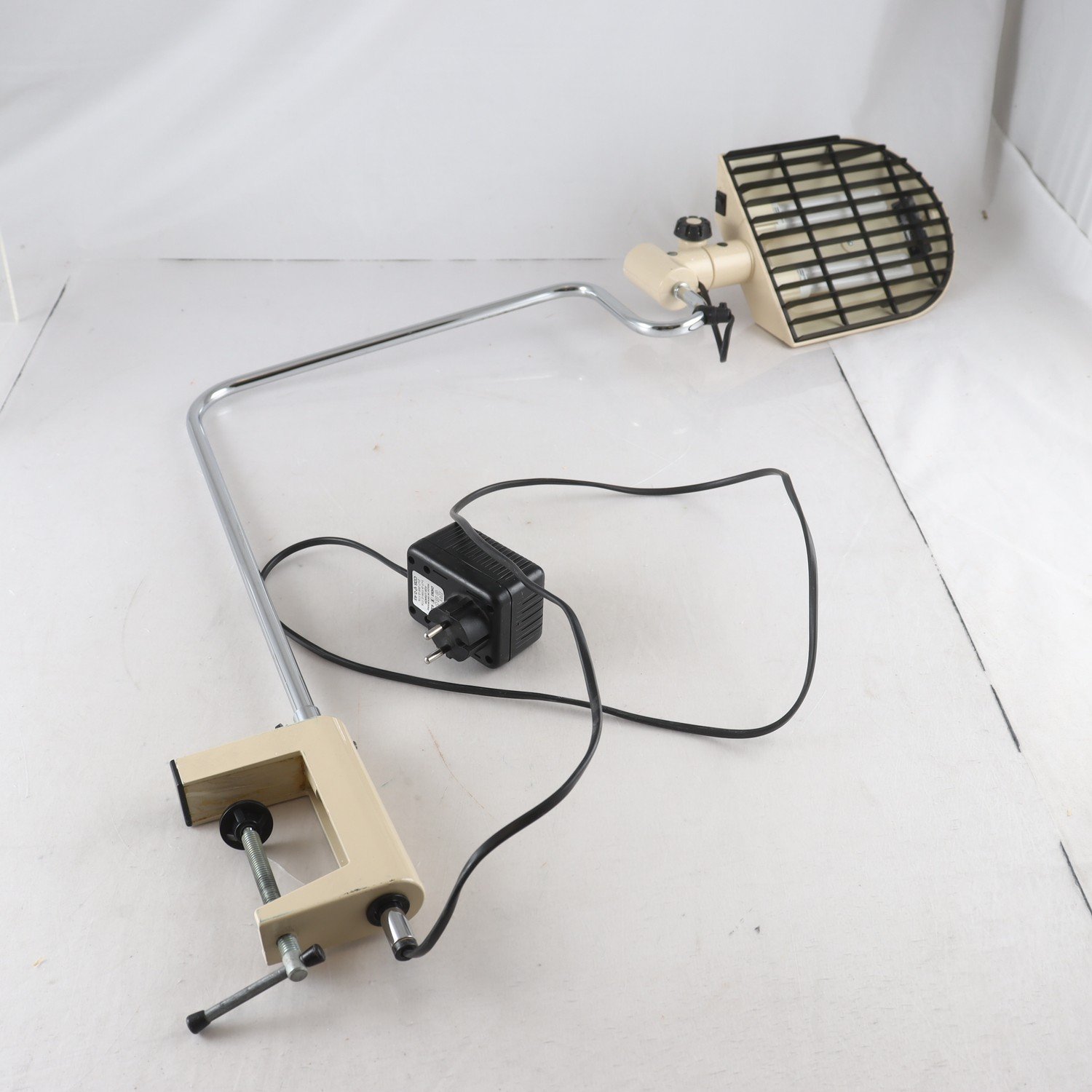 Bordslampa, Fagerhult. Endast avhämtning.