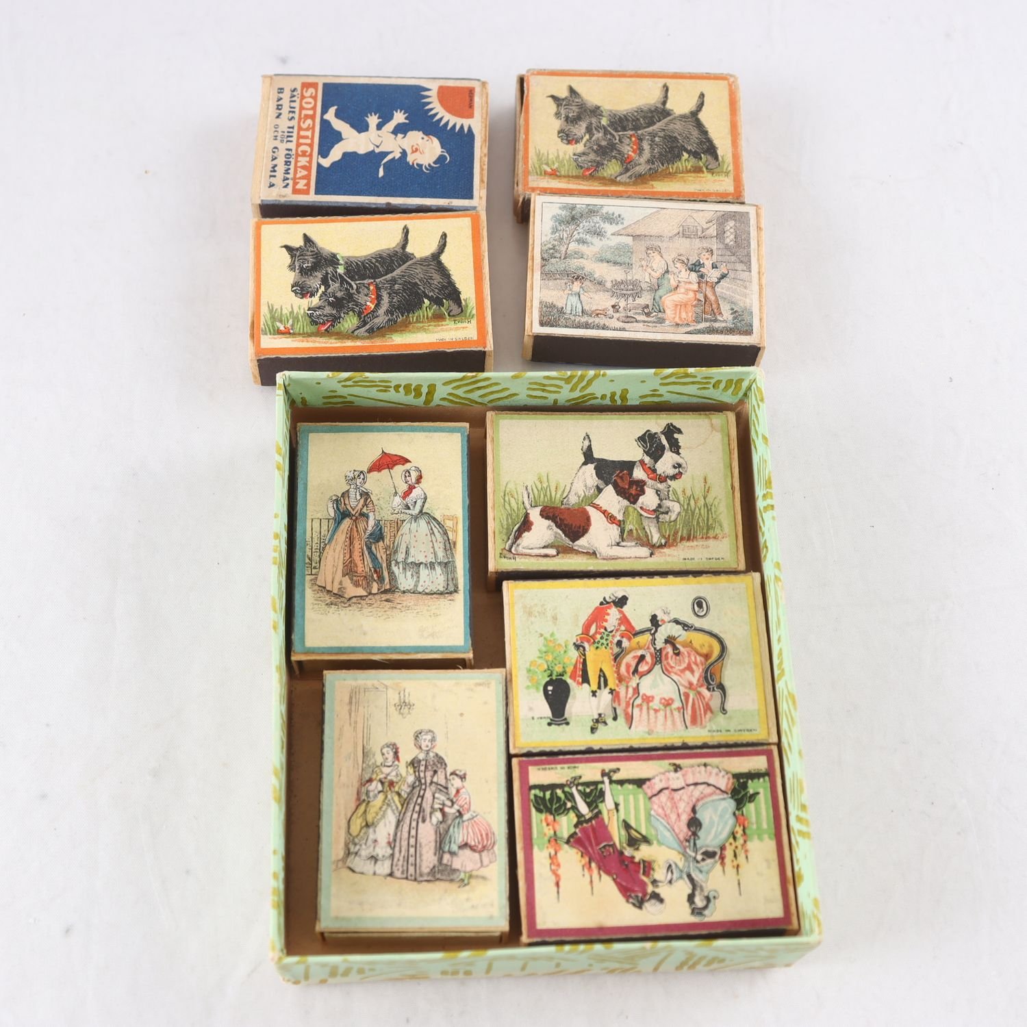 Tändsticksaskar, samling äldre med olika motiv, 9 st.