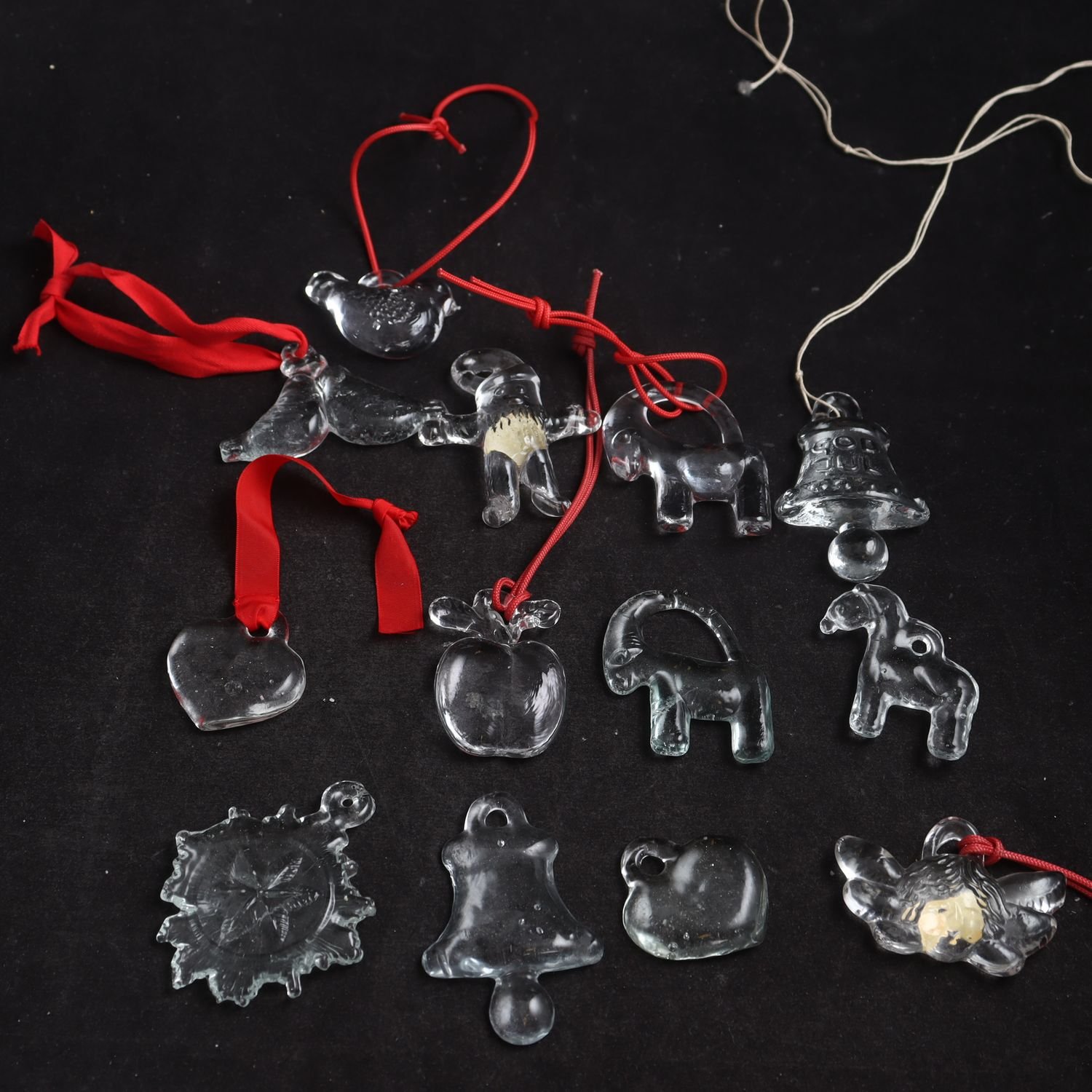 Hängen, glas, Bertil Vallien, Boda, 13 st