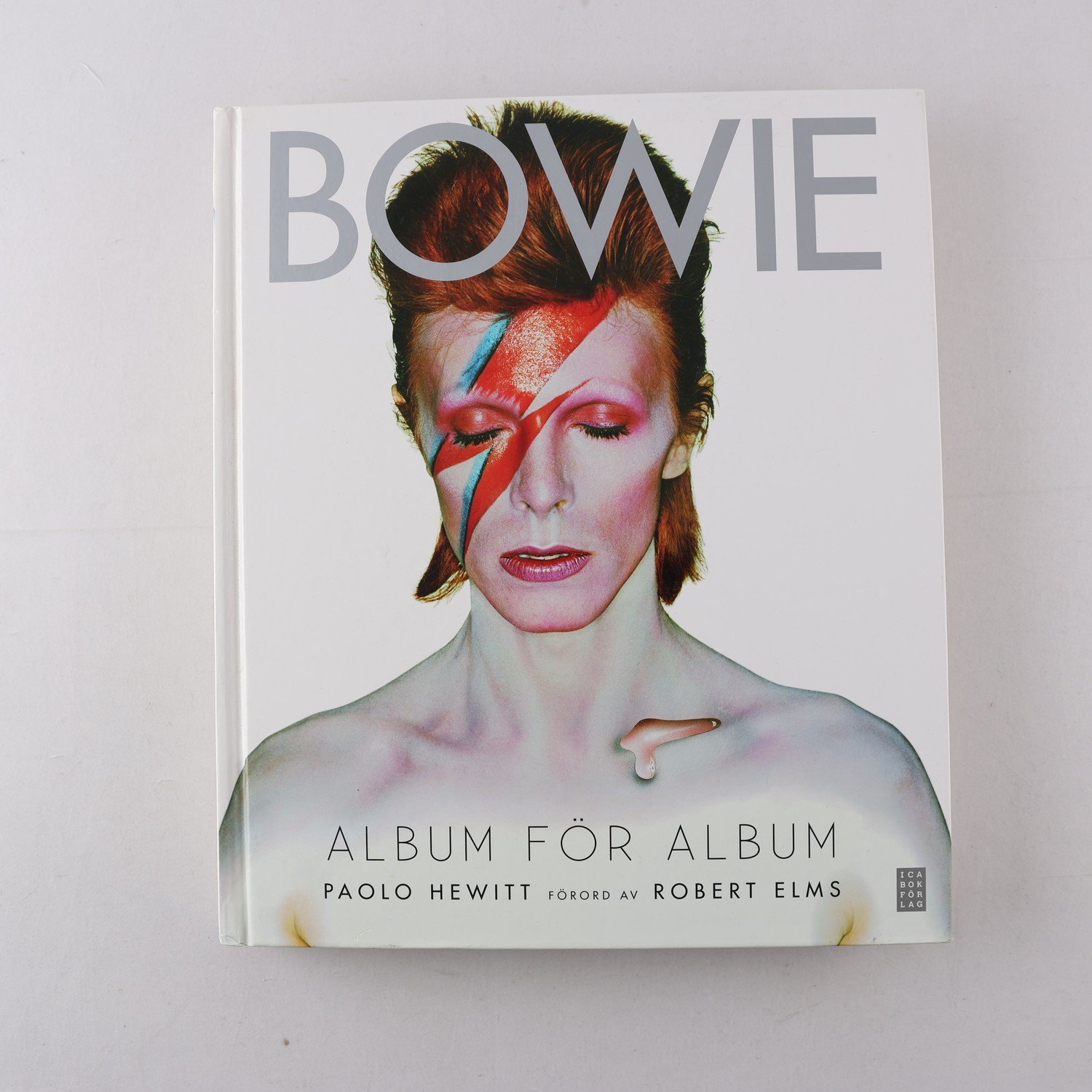 Bowie, Album för album, Paolo Hewitt