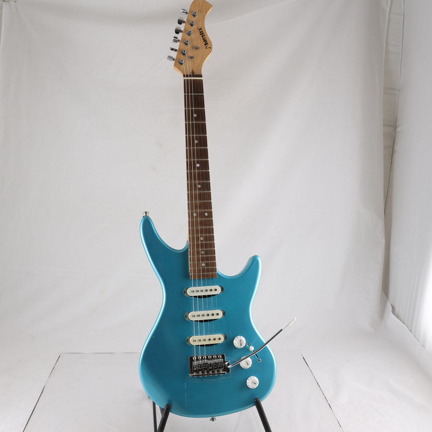 Elgitarr, Maestro. Endast avhämtning.