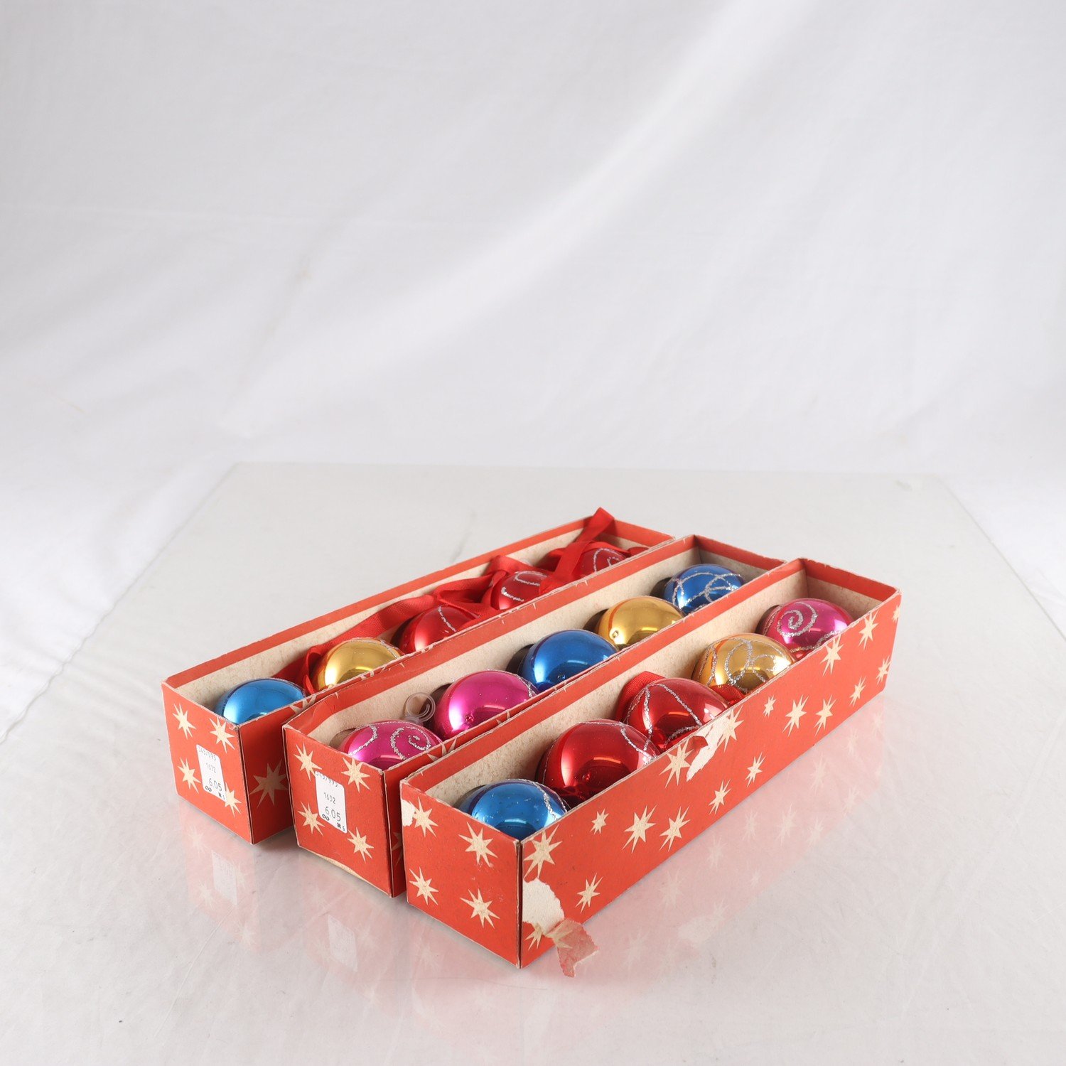 Julgranskulor, glas, 15 st. Samfraktas ej.