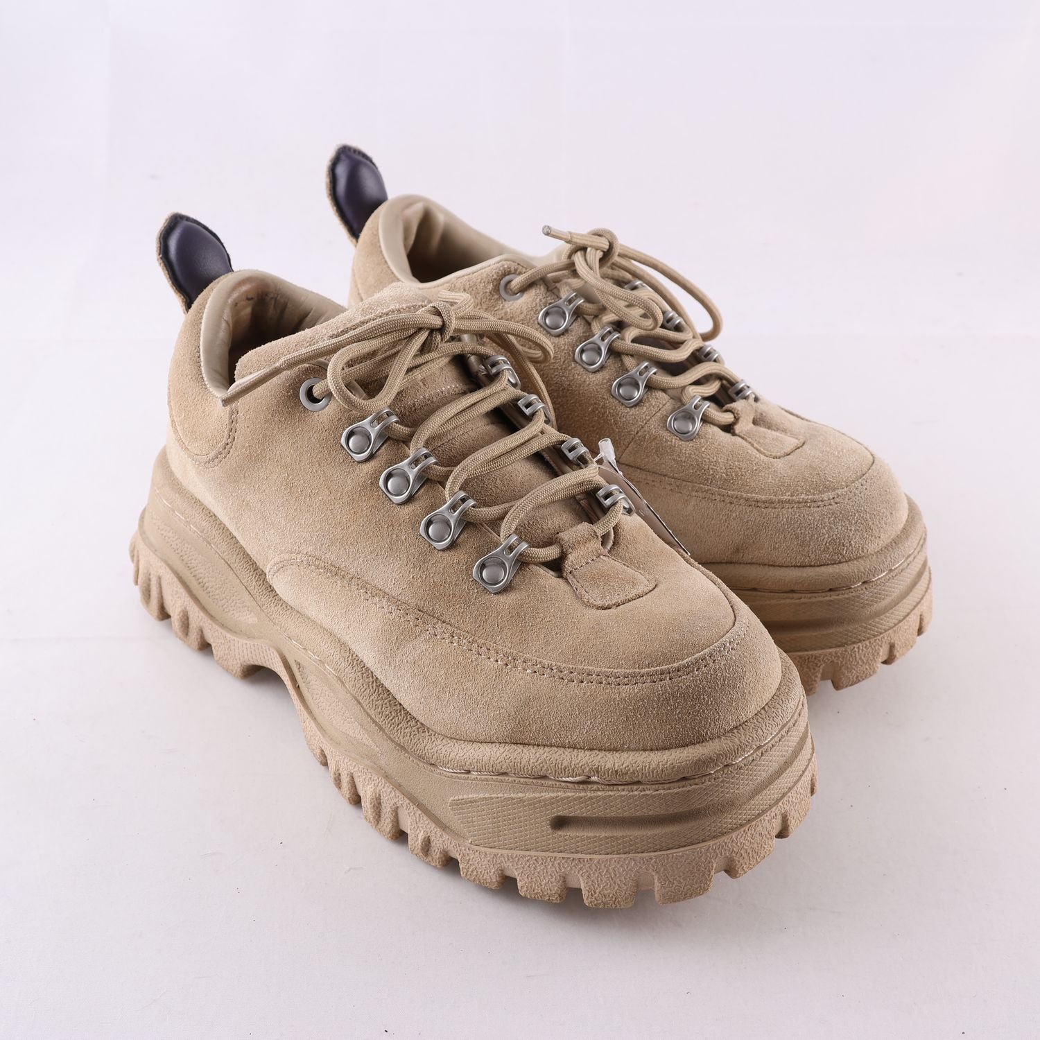Skor Eytys, beige, stl. 36