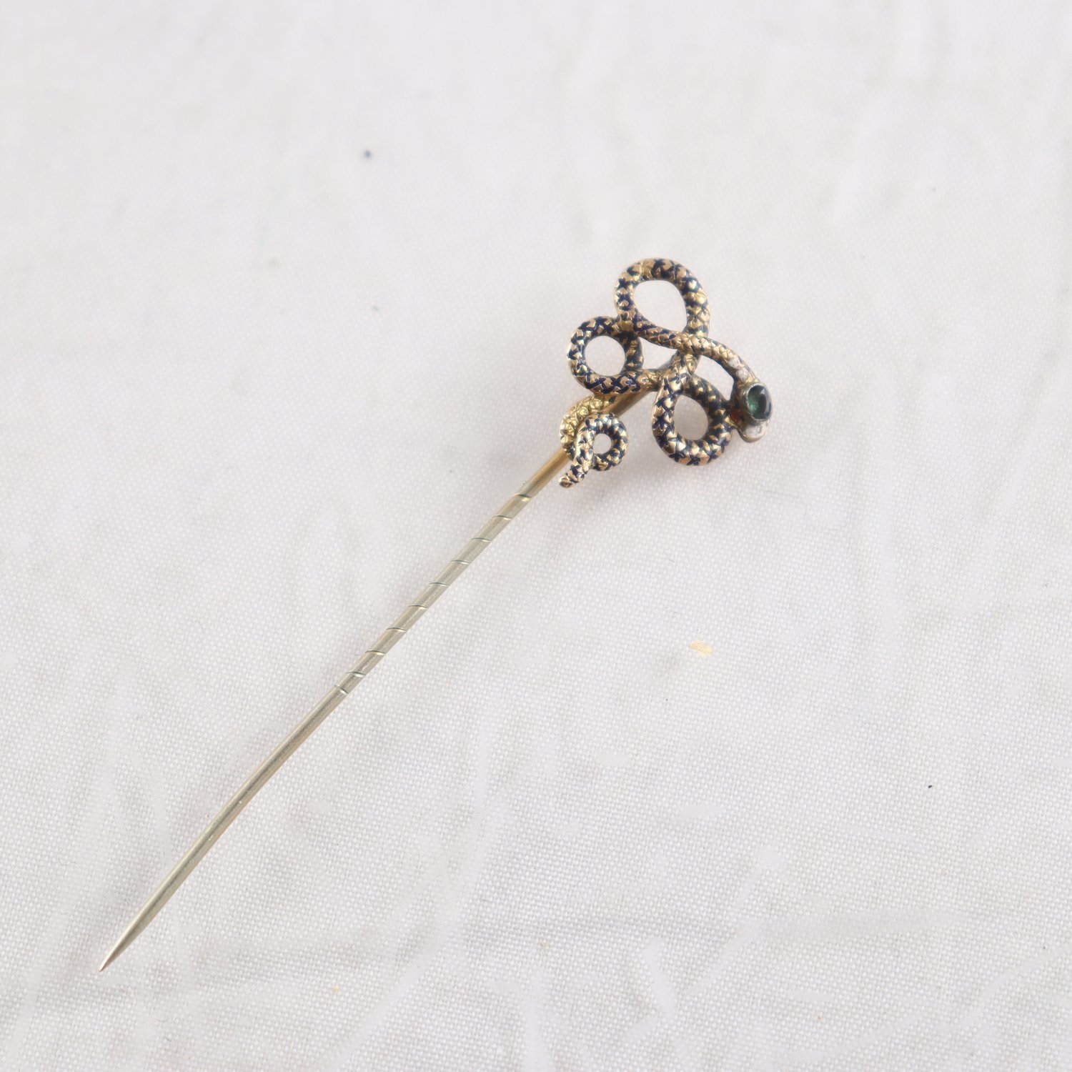 Slipsnål, Guld 8k, Brvikt: 1,6 g