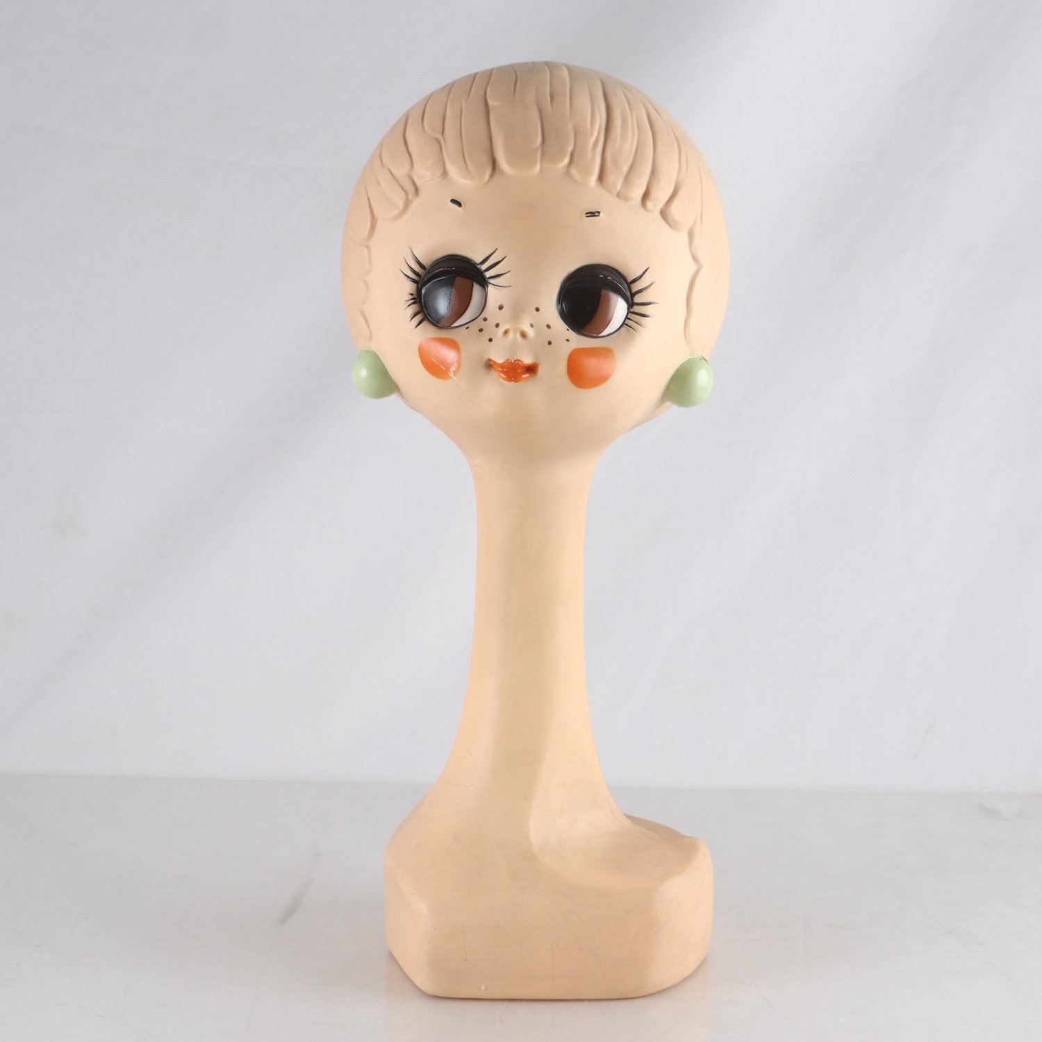 Skyltdocka, byst, plast, 1950-tal. Samfraktas ej.