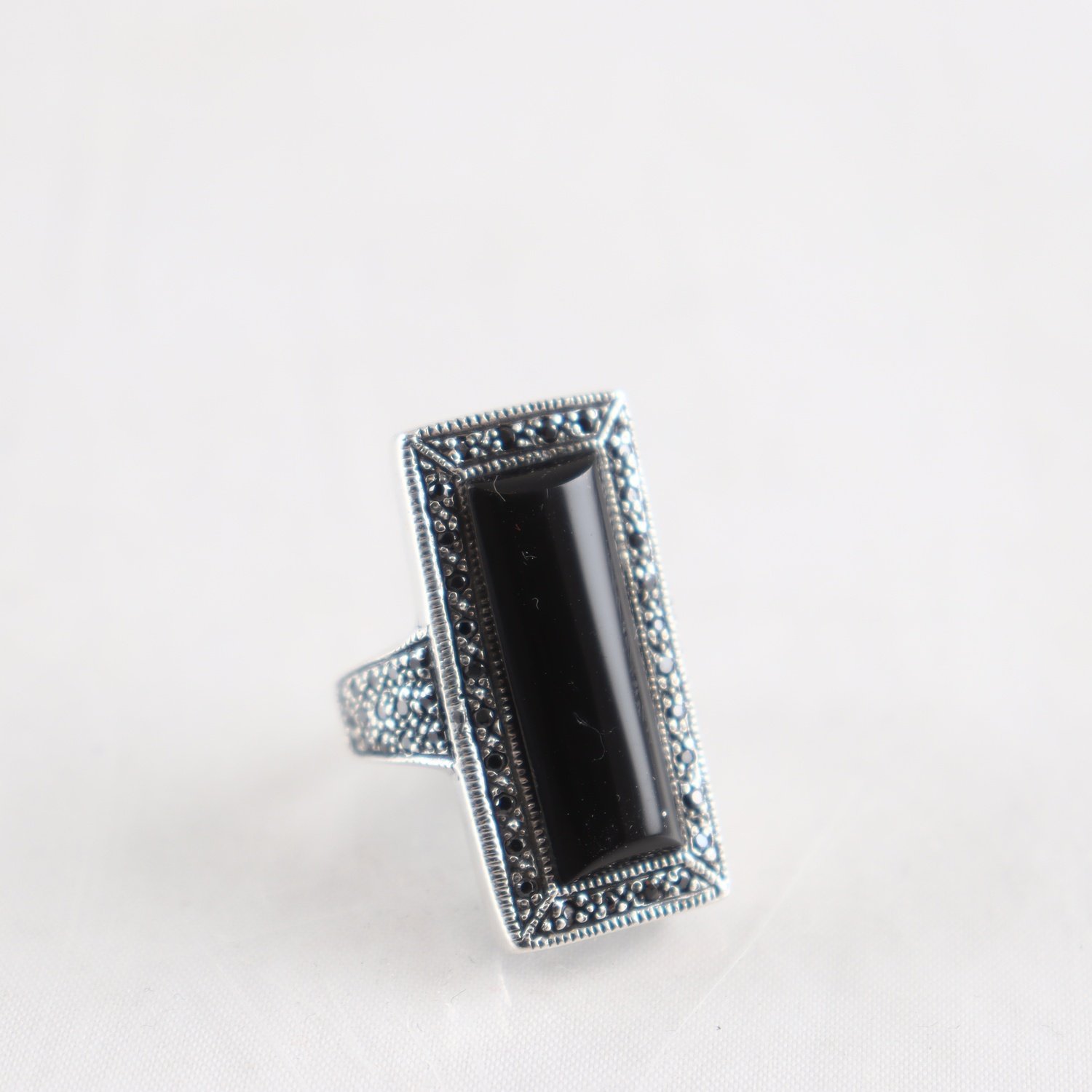 Ring, silver 925, onyx, markasiter, brvikt: 10,3 g