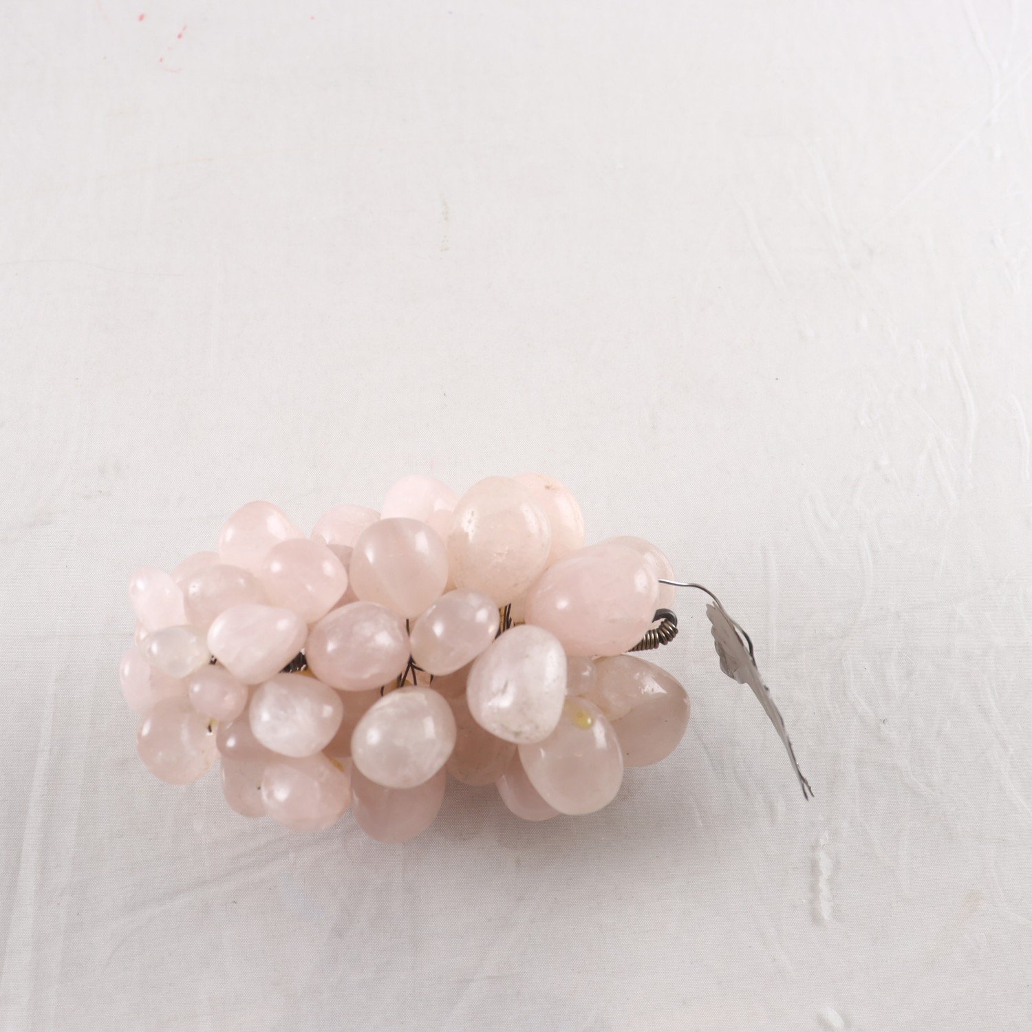 Bordsdekoration, vindruvsklasar, rosenkvarts