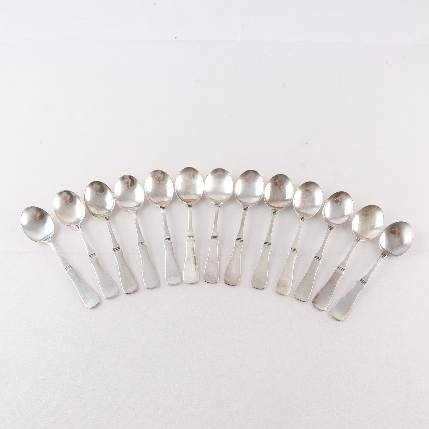 Teskedar, Silver, stämplade Kattfot, s, 830, 13 st